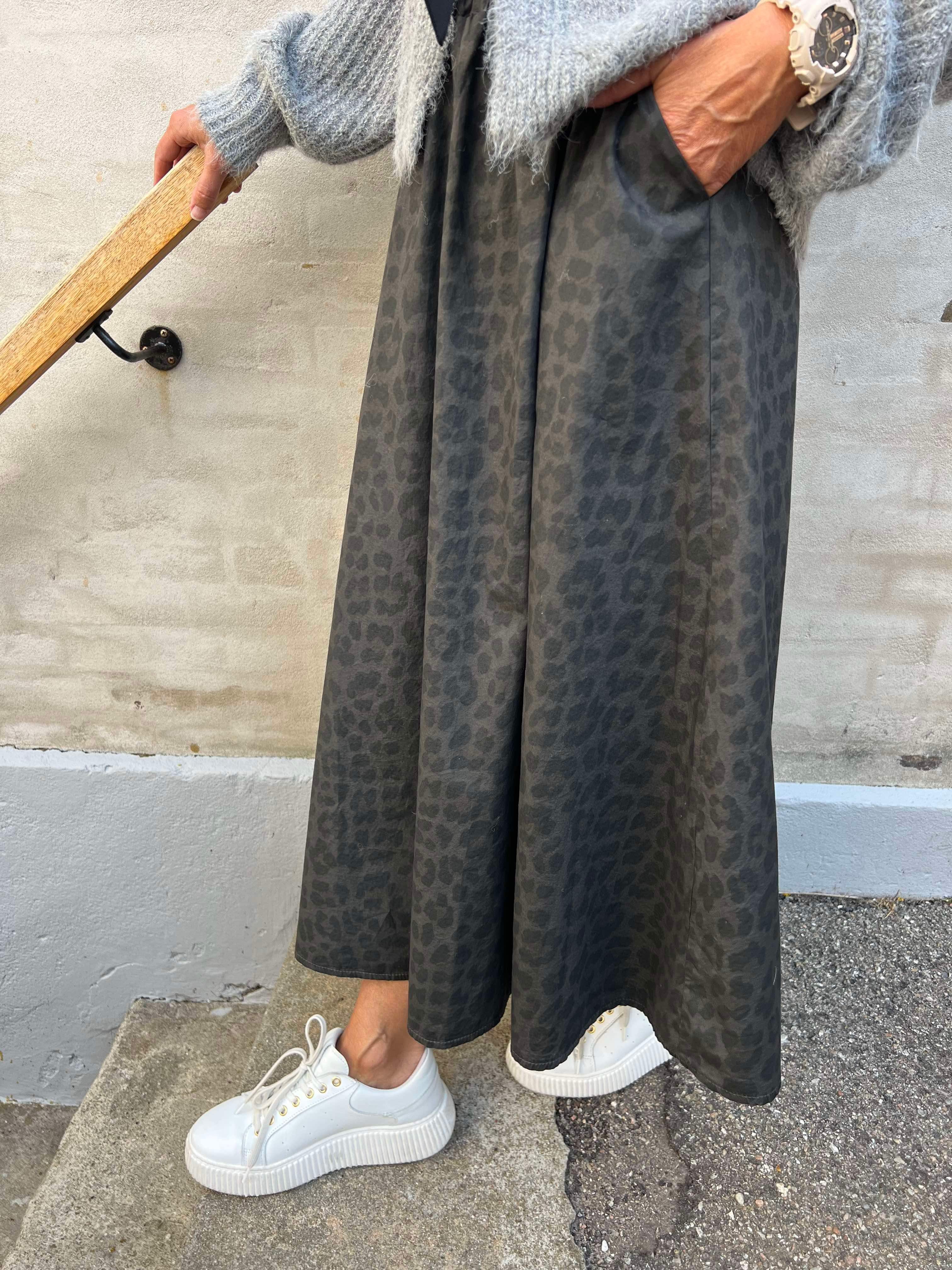 Abbie skirt GREY leopard