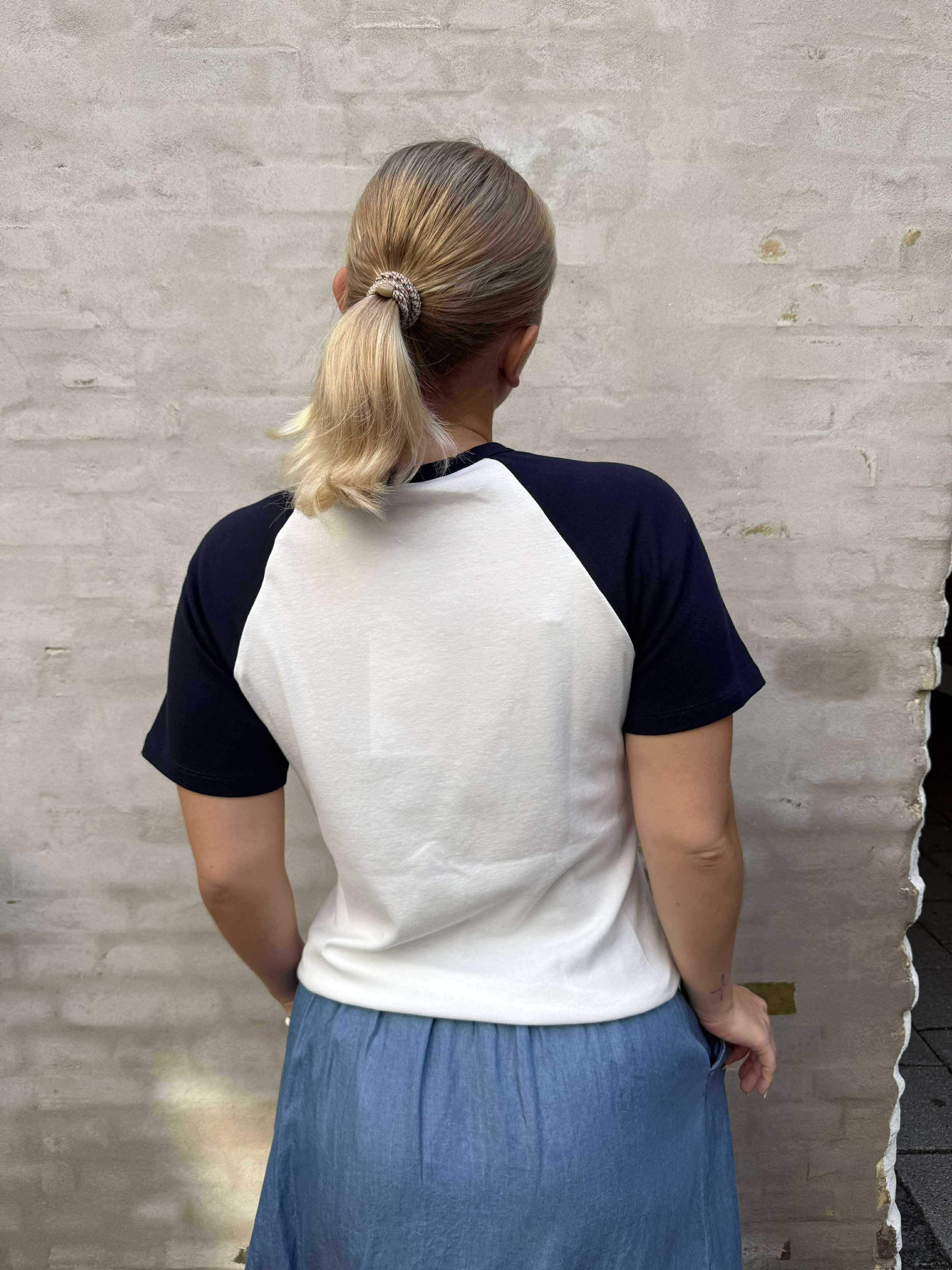 Edgecc Block Tee Offwhite/navy