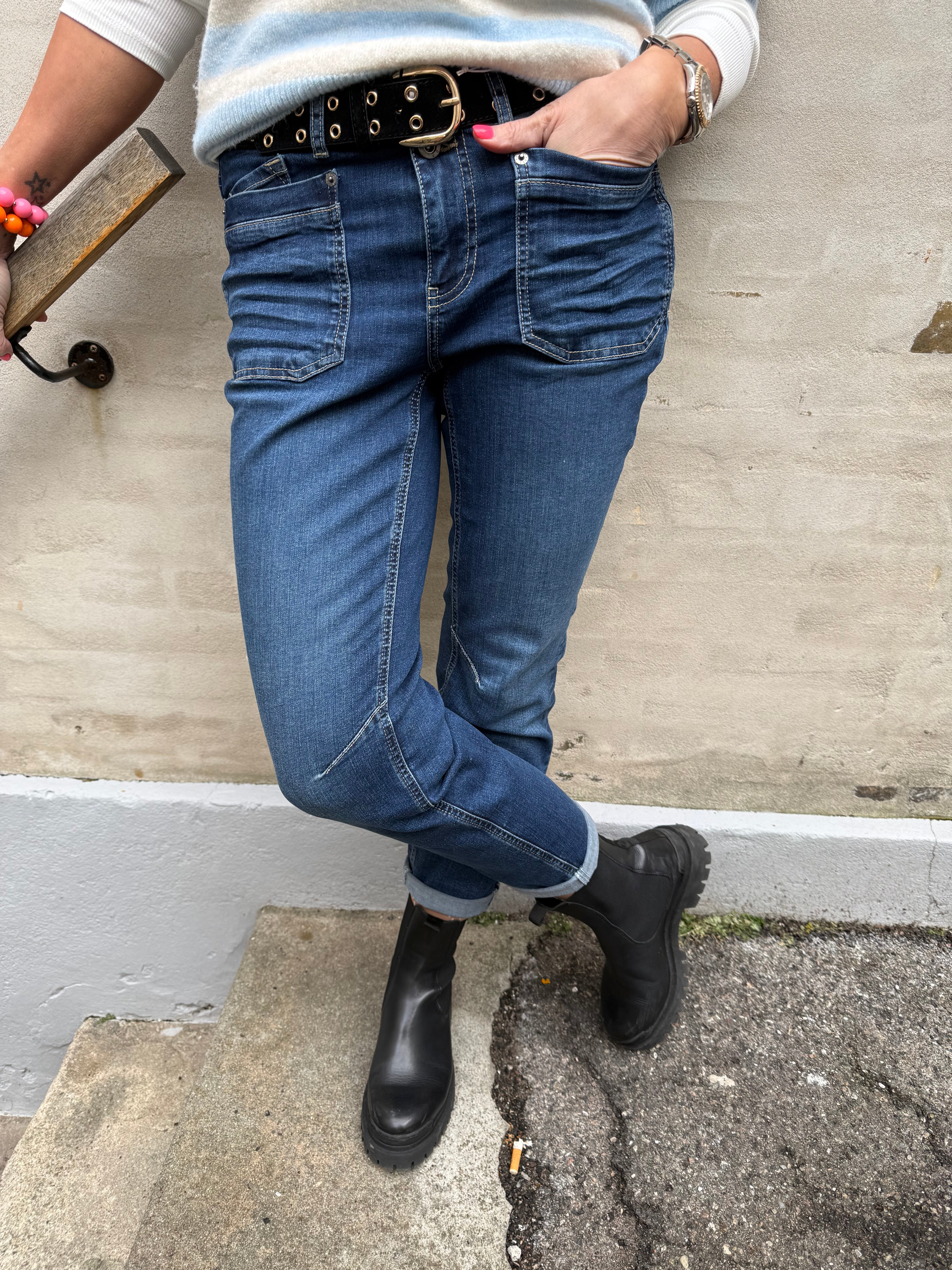 Charlie Boyfriend Jeans - Dark Wash