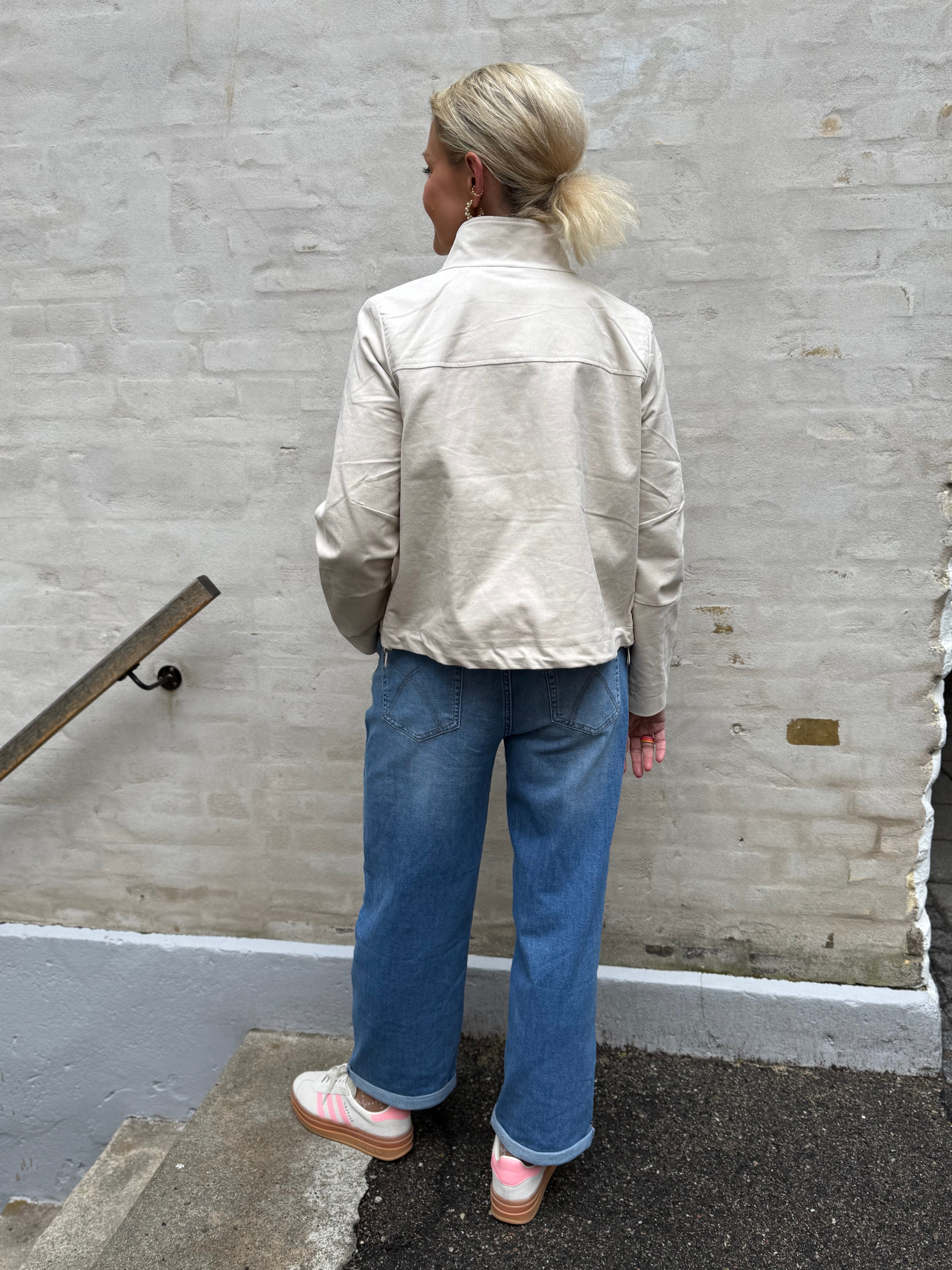 Kort manchesterjacka - Powder Beige