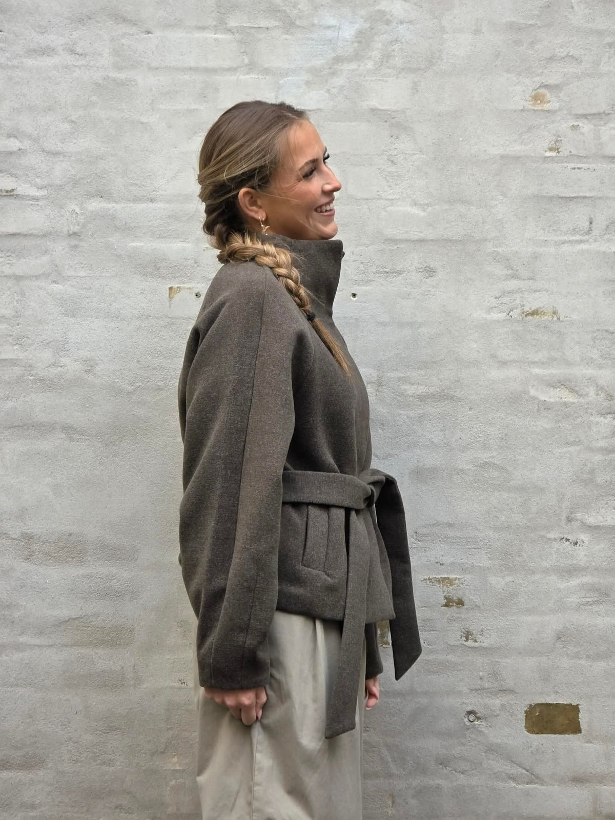BLAKE SHORT BELT JACKET - Svart Oliv/MELANGE