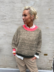 Loretta Knit - Army/Coral