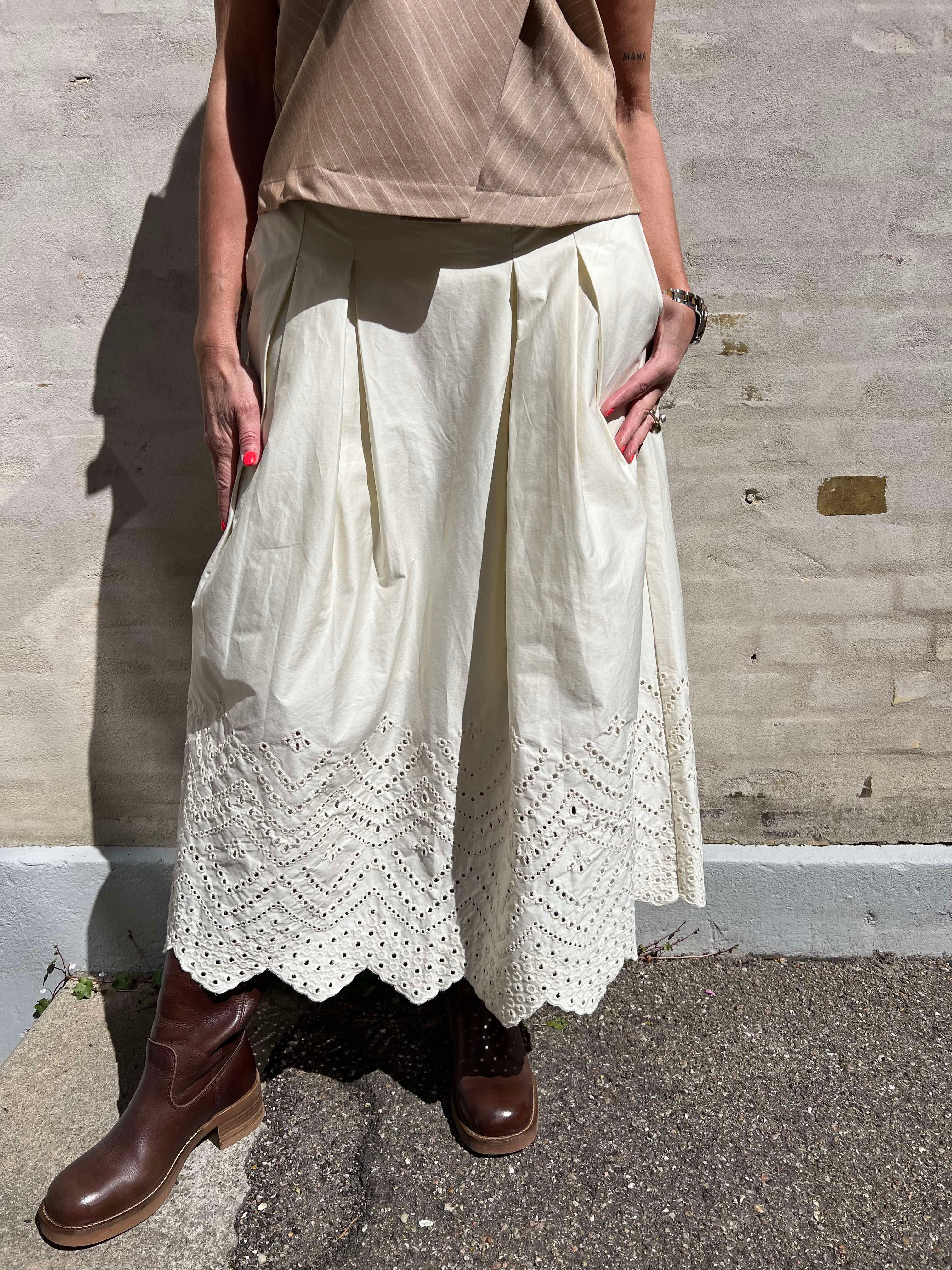 Poppy Anglaise Skirt Bone