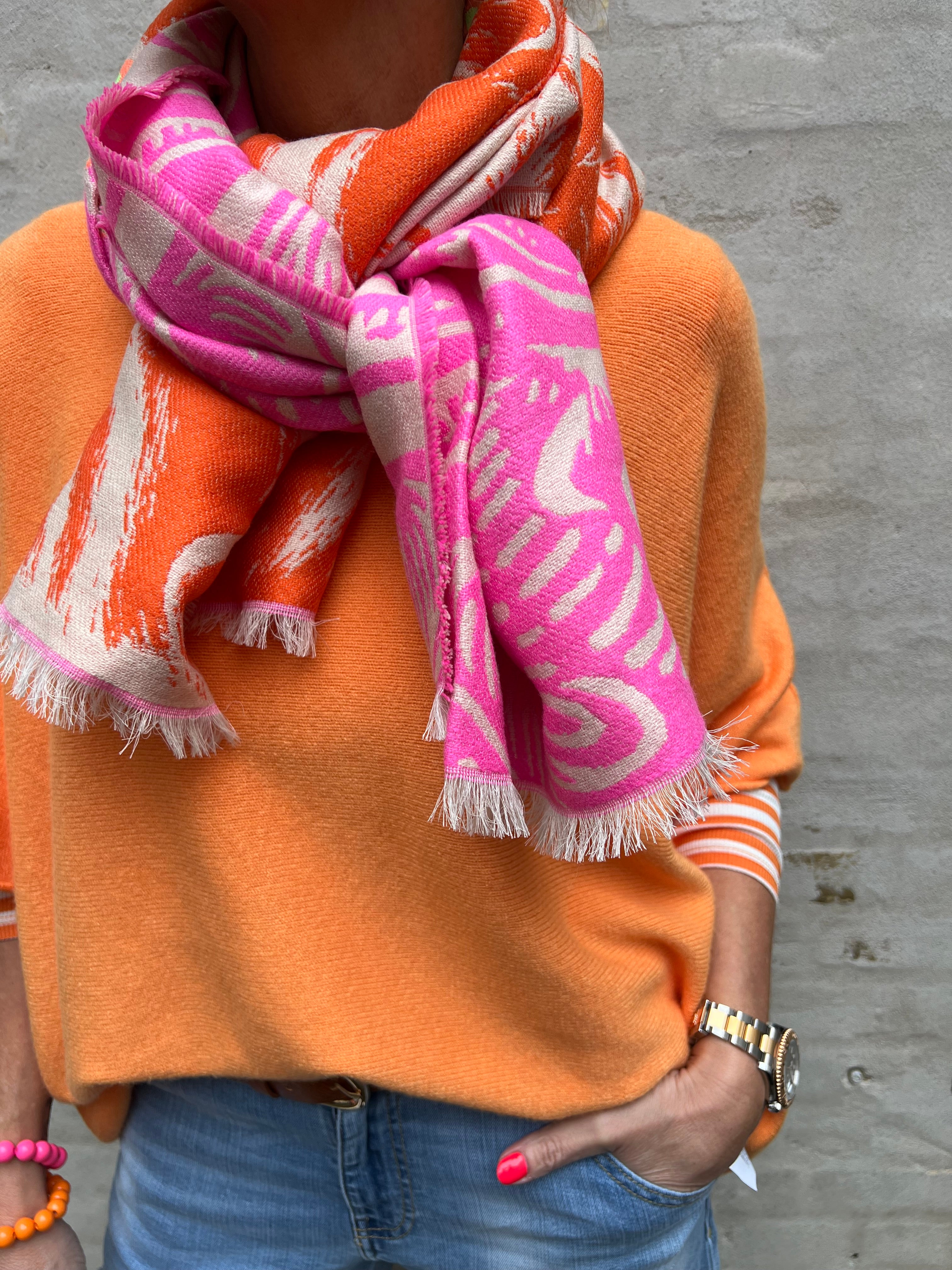 Paradis pink orange scarf