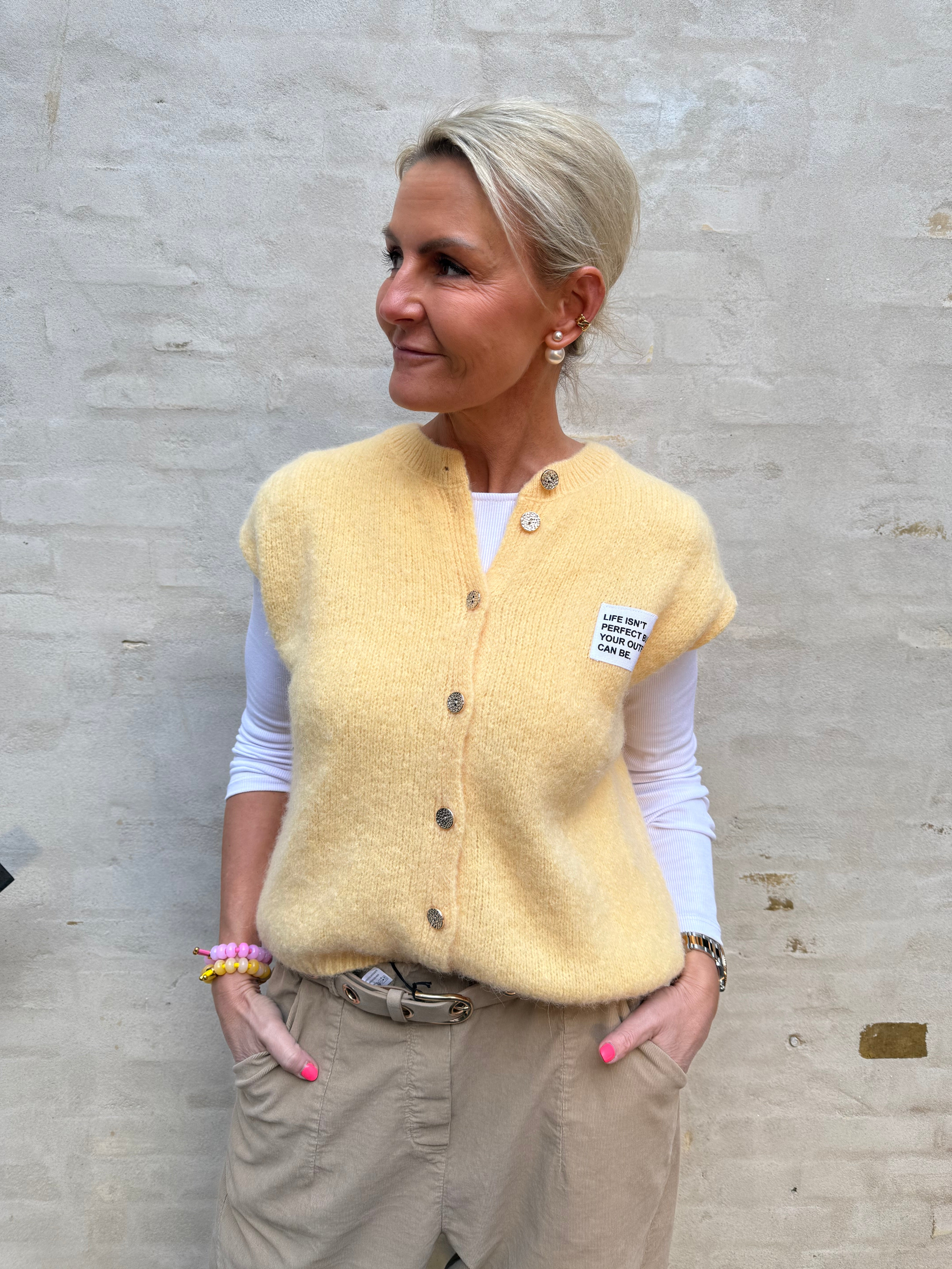 Lala Vest - yellow