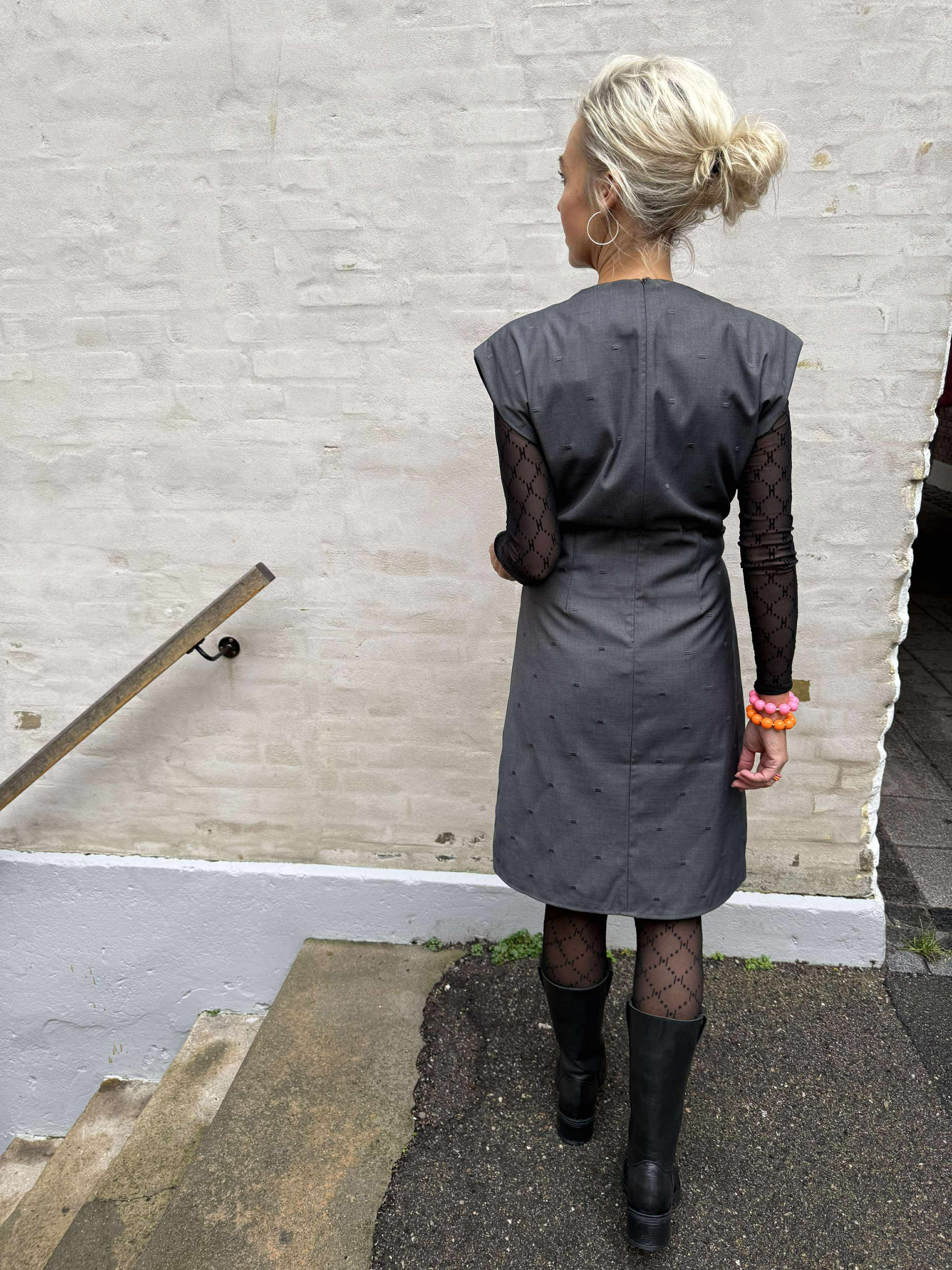 SagaCC Dress - Mid Grey