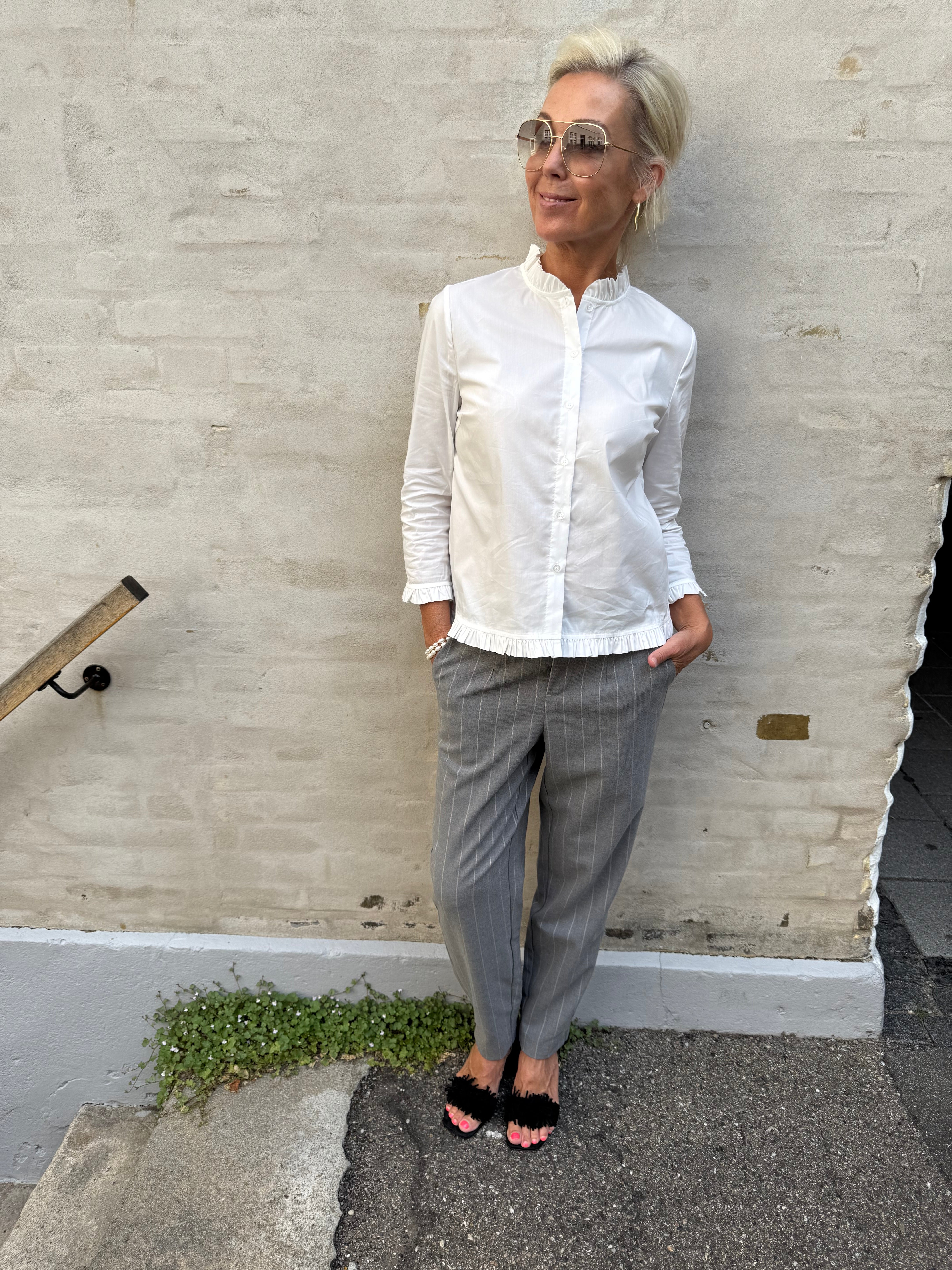 Lisa Slim Pant - Medium Grey/Humus