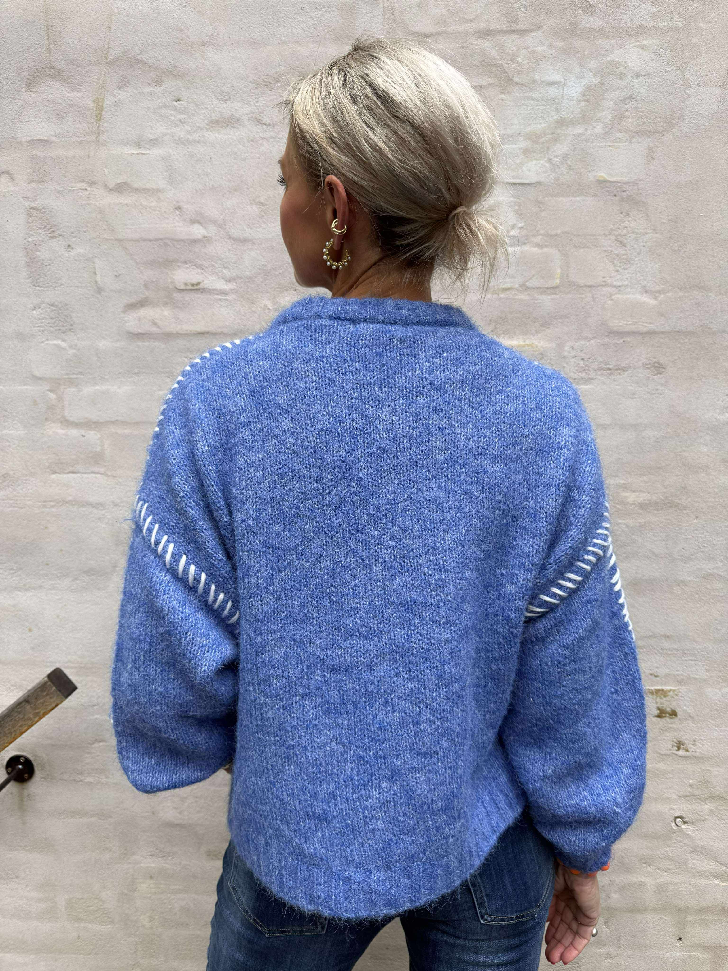 ZOEY LIFE ON STITCH PULLOVER - Ebb And Flow