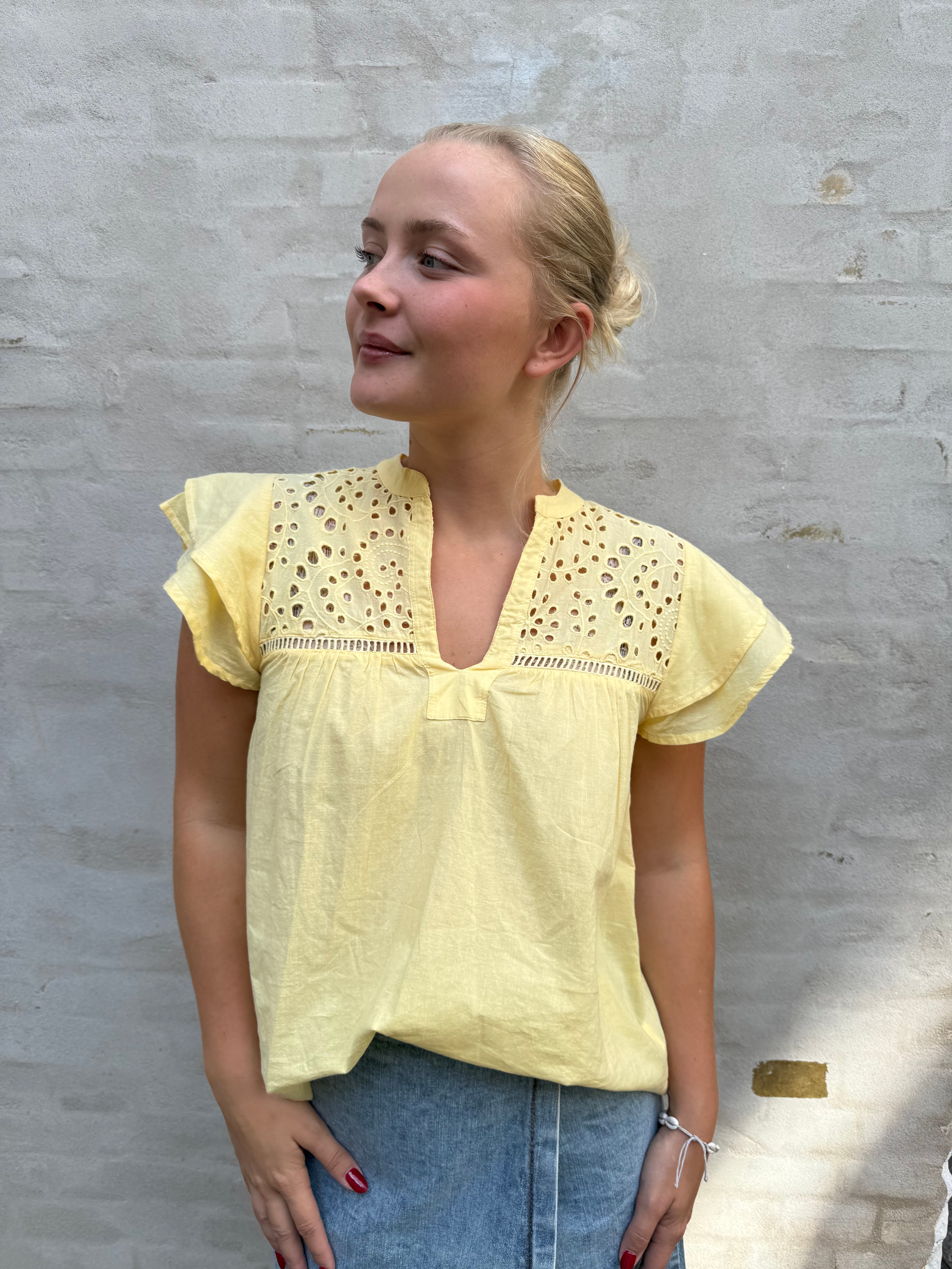 Christel Solid Top - Light Yellow