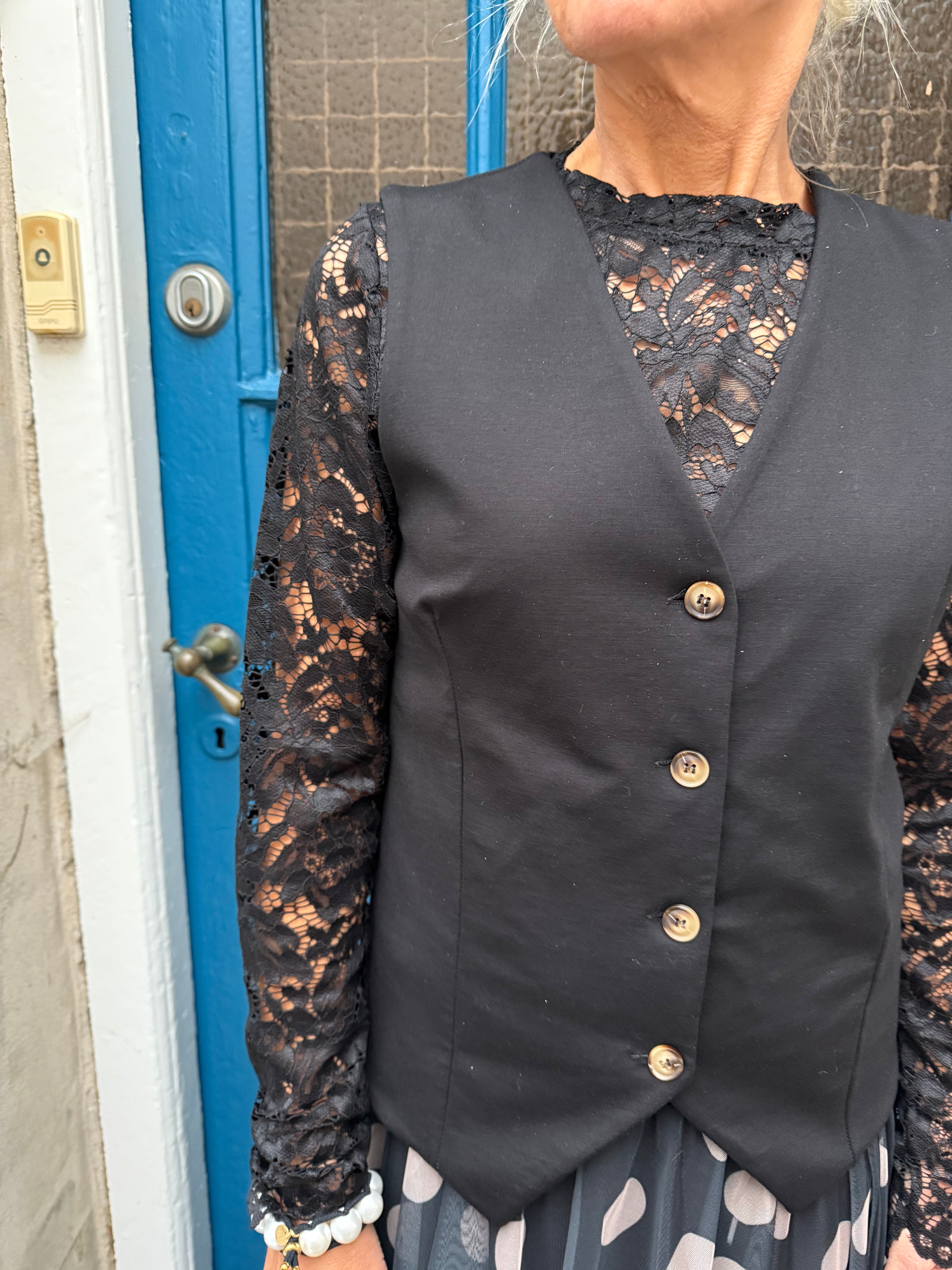 Milley LS Tee - Black