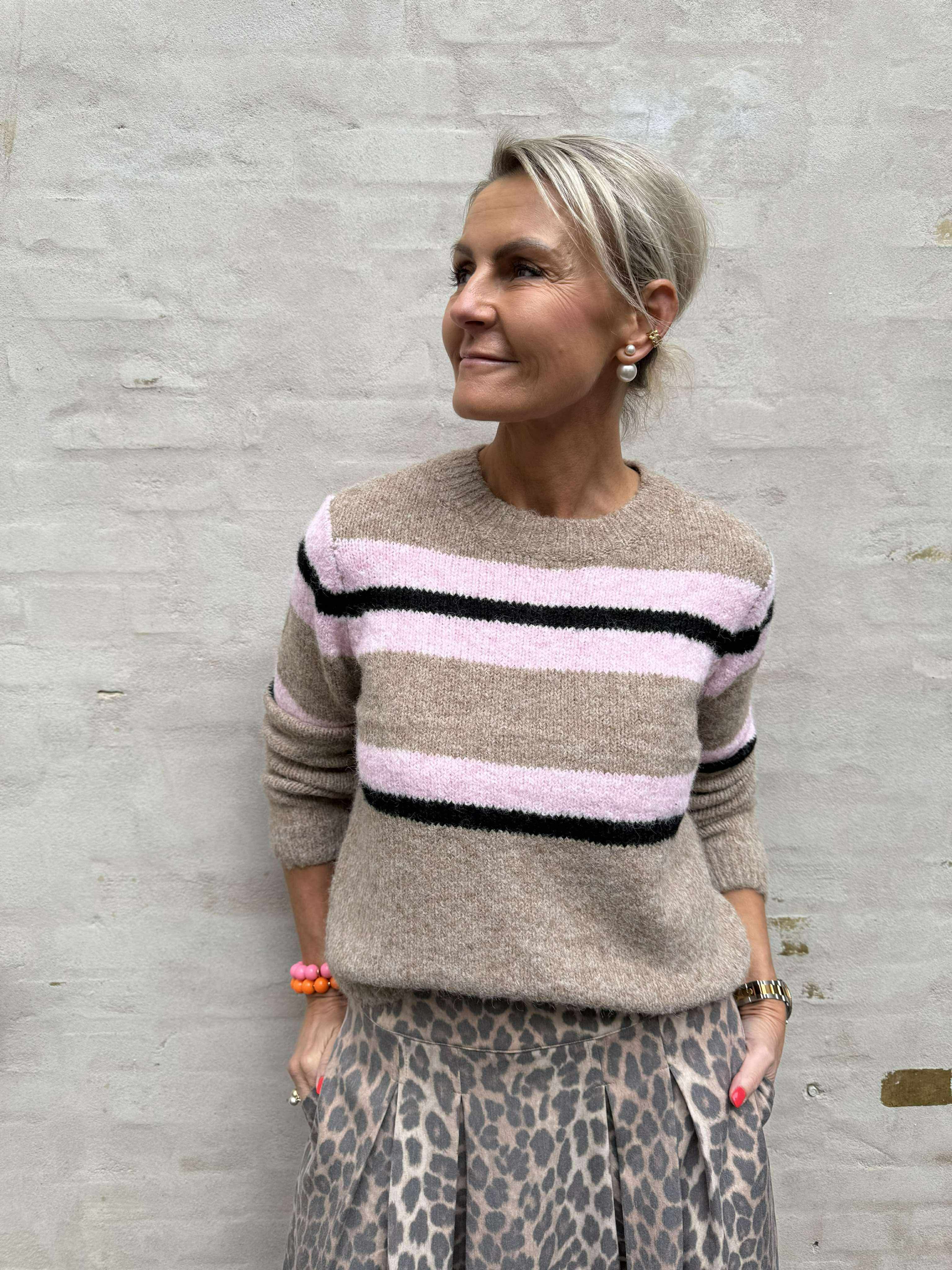 GALIA KNIT PULLOVER - Humus Pink lady/black