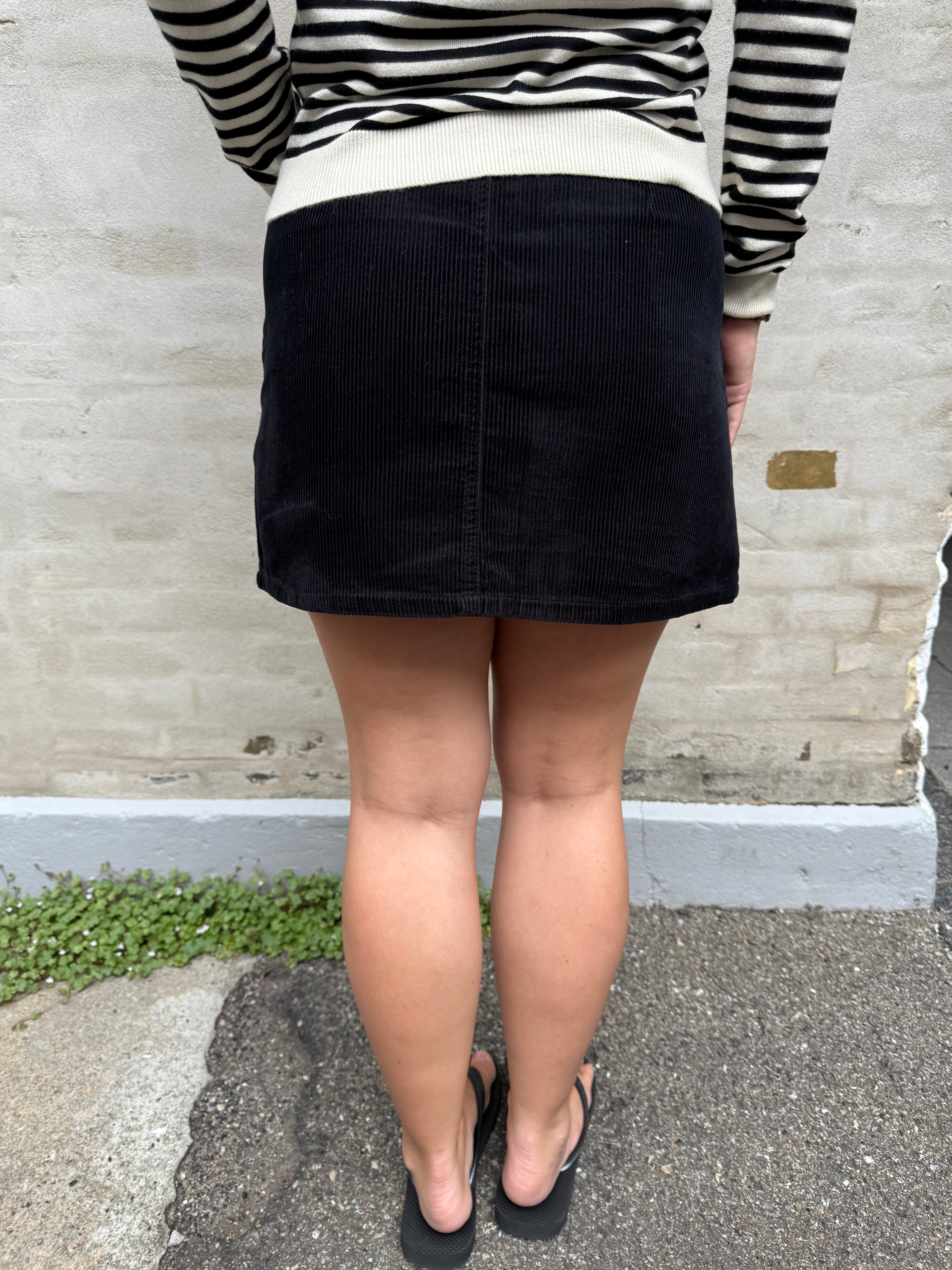 SHIRAZ CORDUROY SKIRT - Black