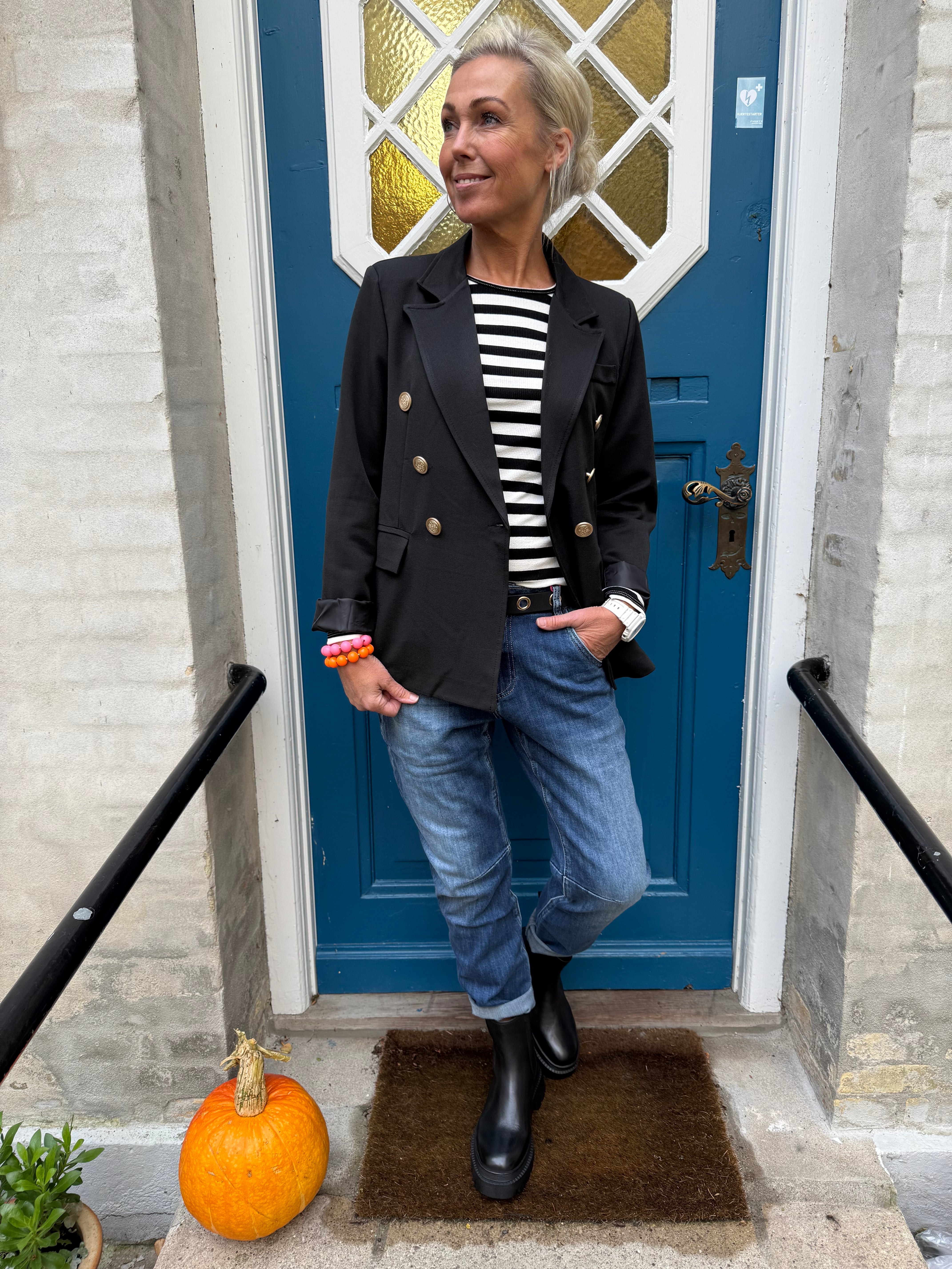 Topaz Blazer - Black