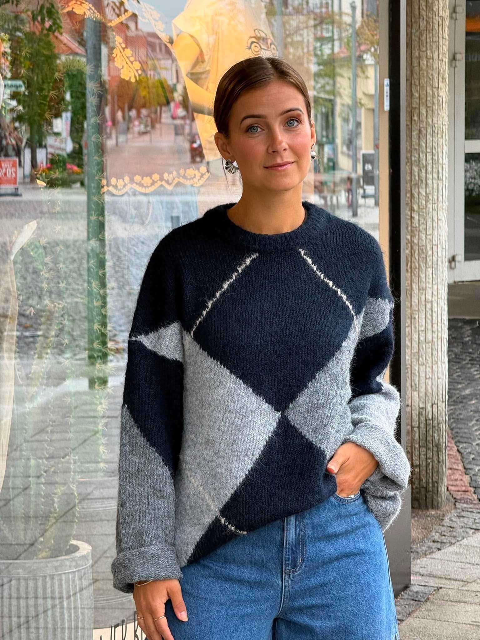 Inga Check Fluff Knit Blouse - Navy