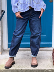 Karlie Barrel High Waist - Mörkblå tvättad