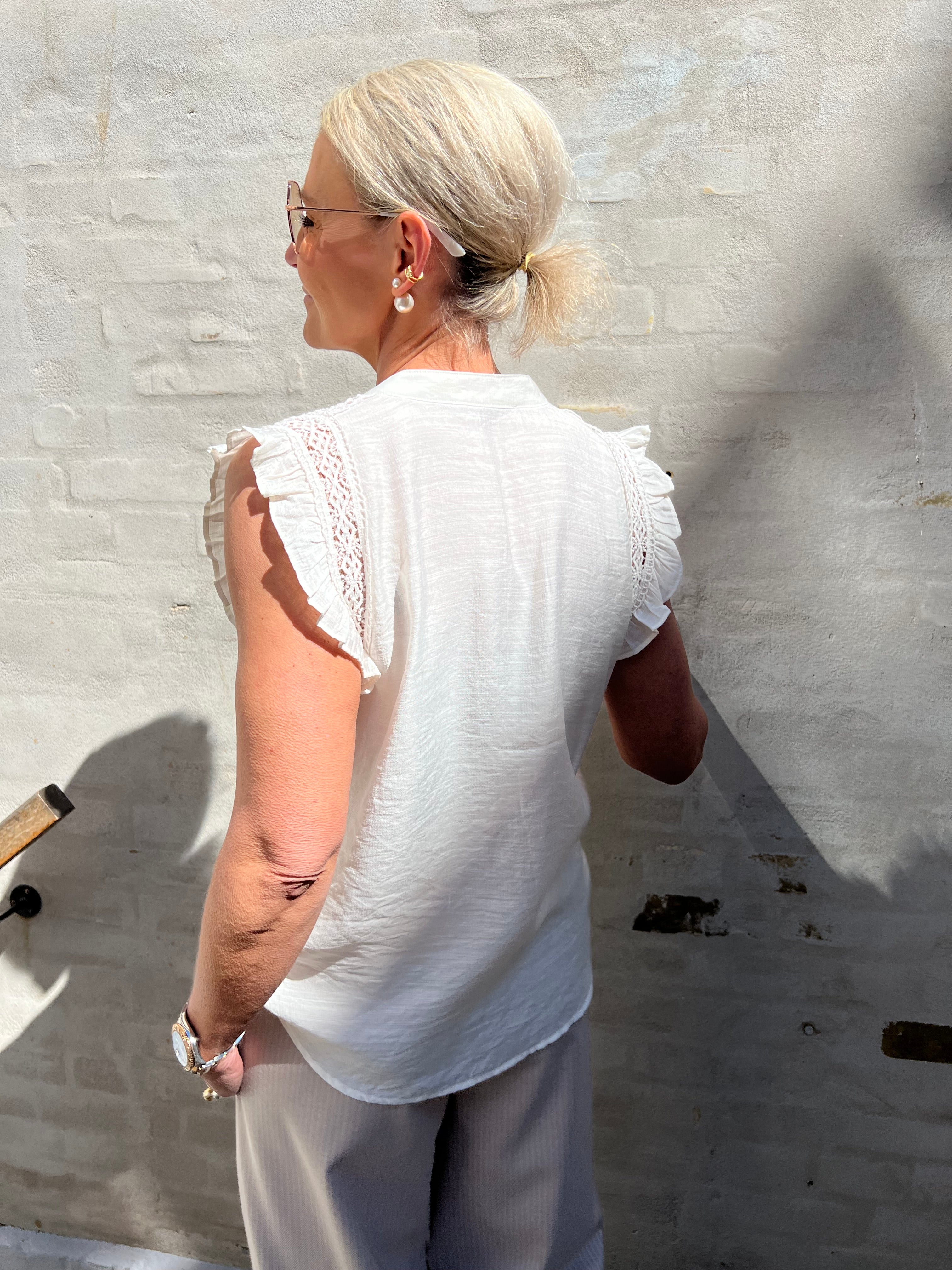 Caryn Frill Top Off White