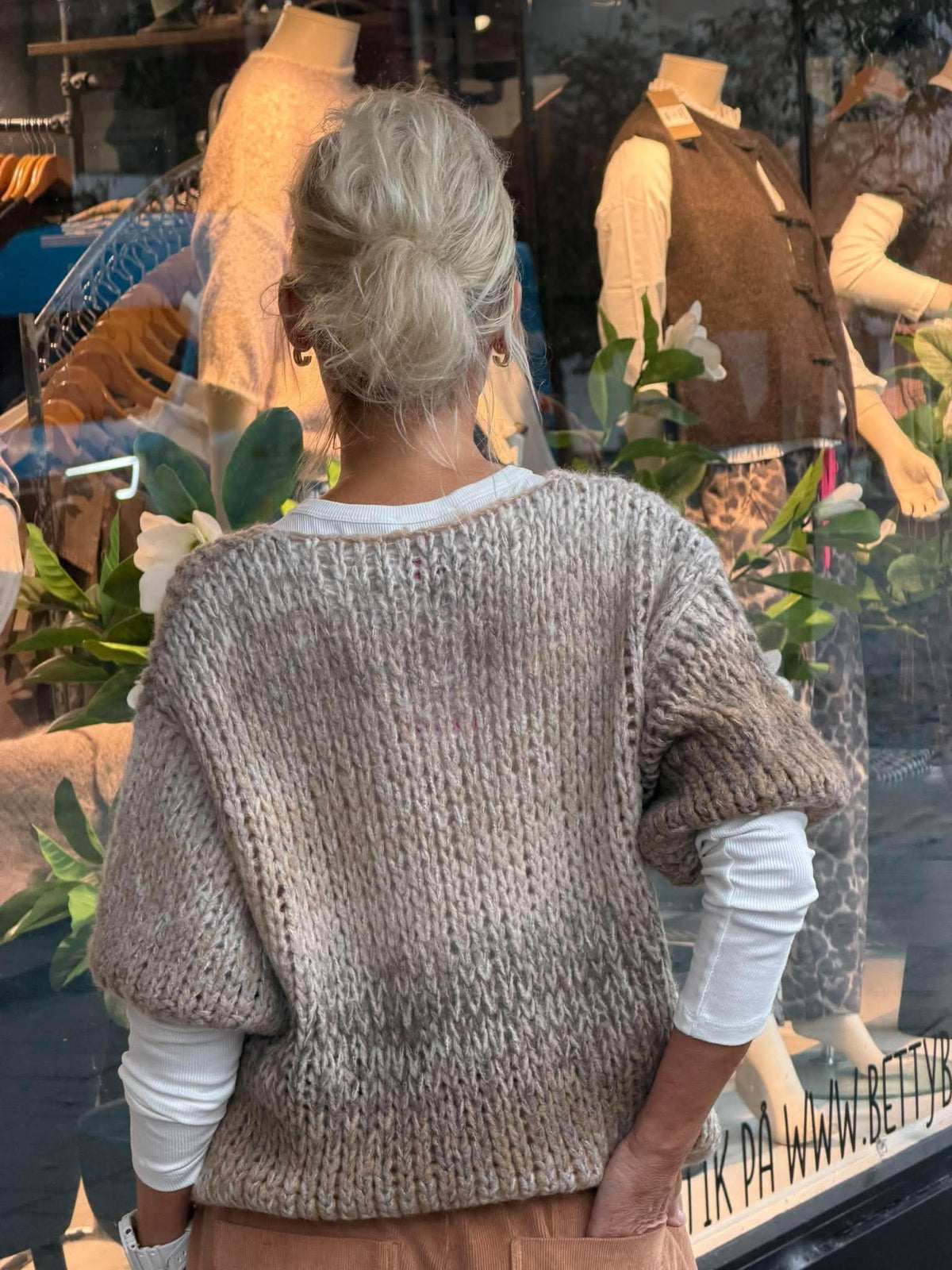 Grace Pullover - Grey/Beige