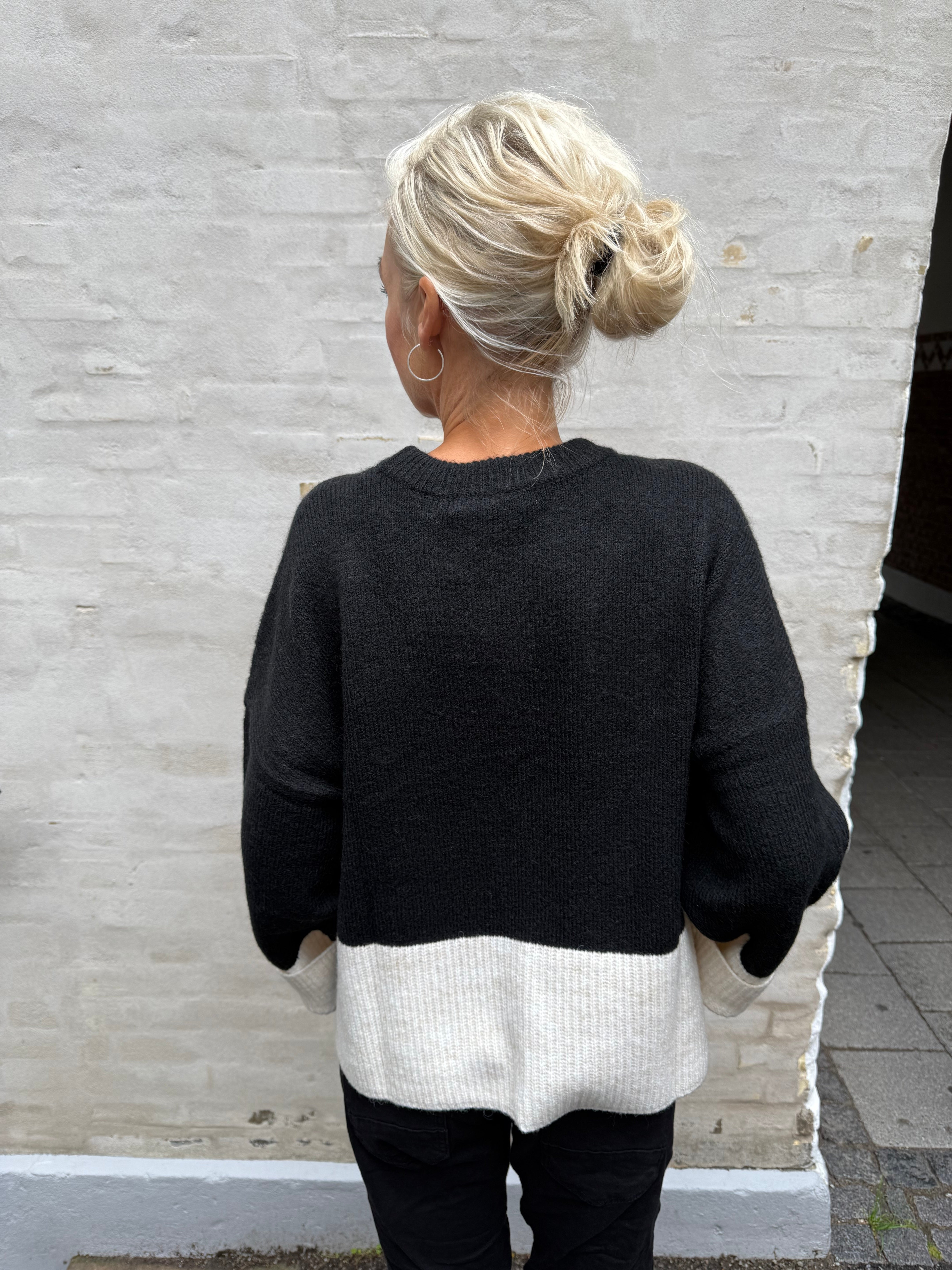 Nicky Kimmy Pullover - Black/Whitecap