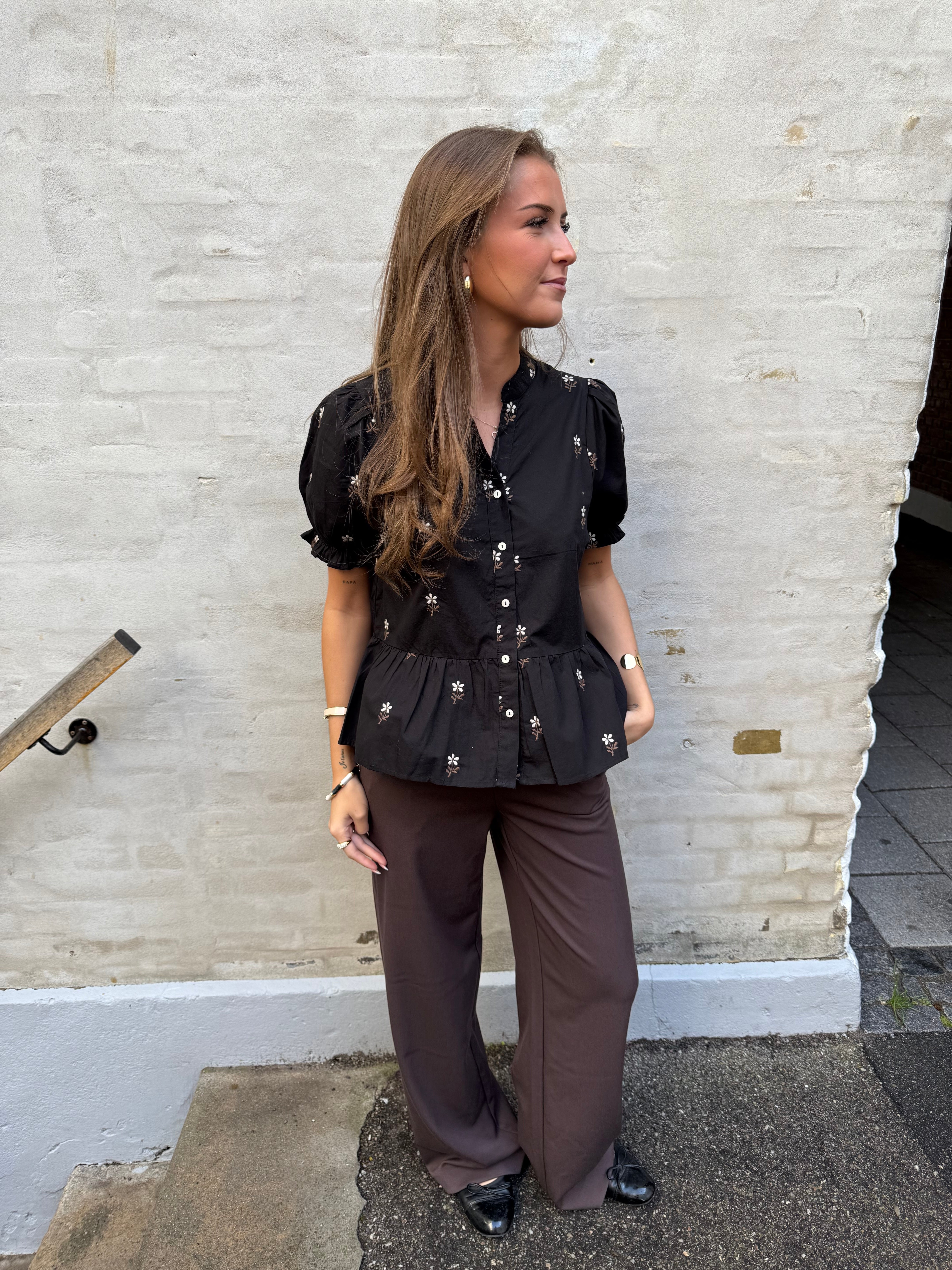 Savy Flower Blouse - Black