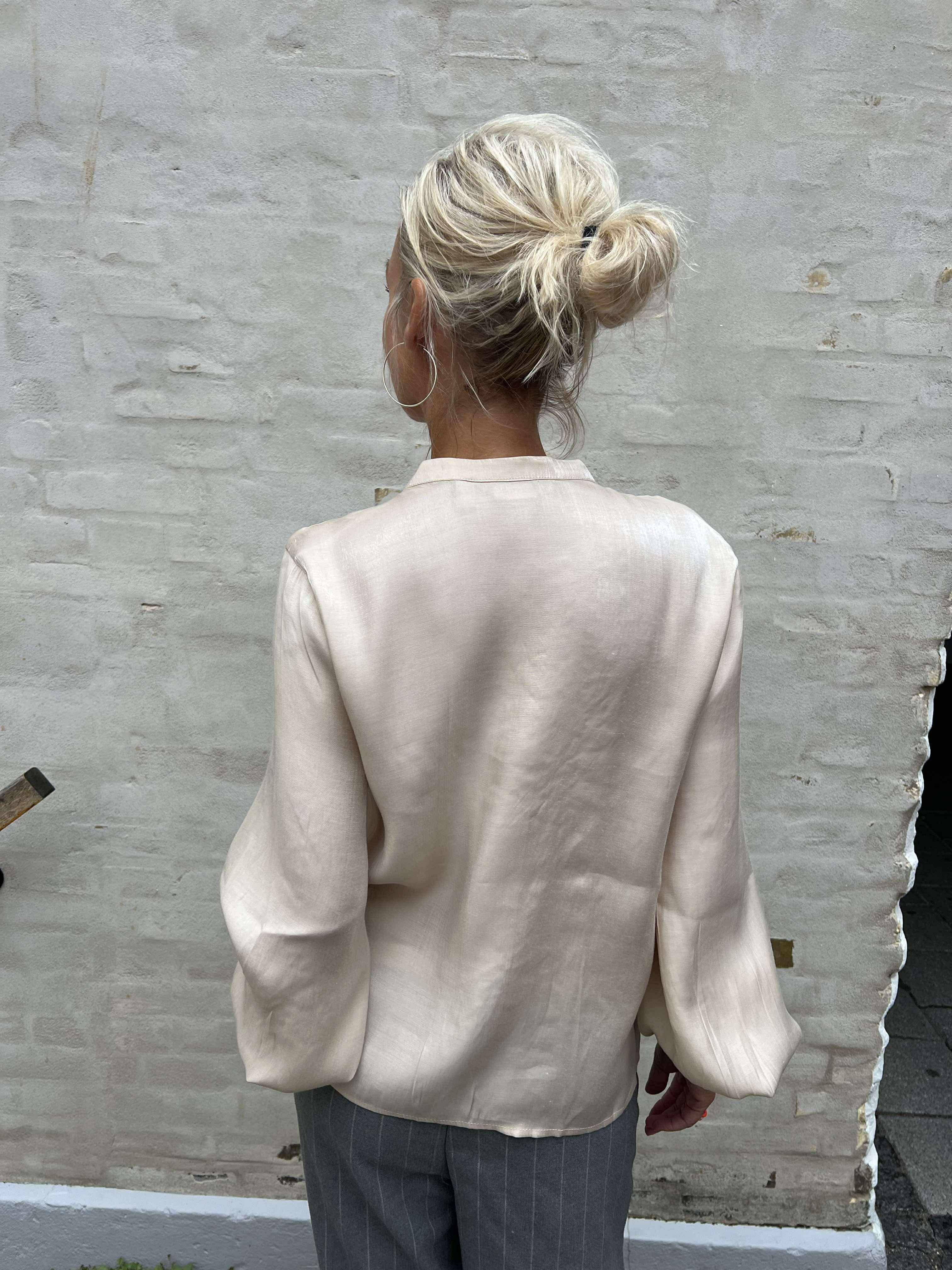 Fiola Blouse - Champagne