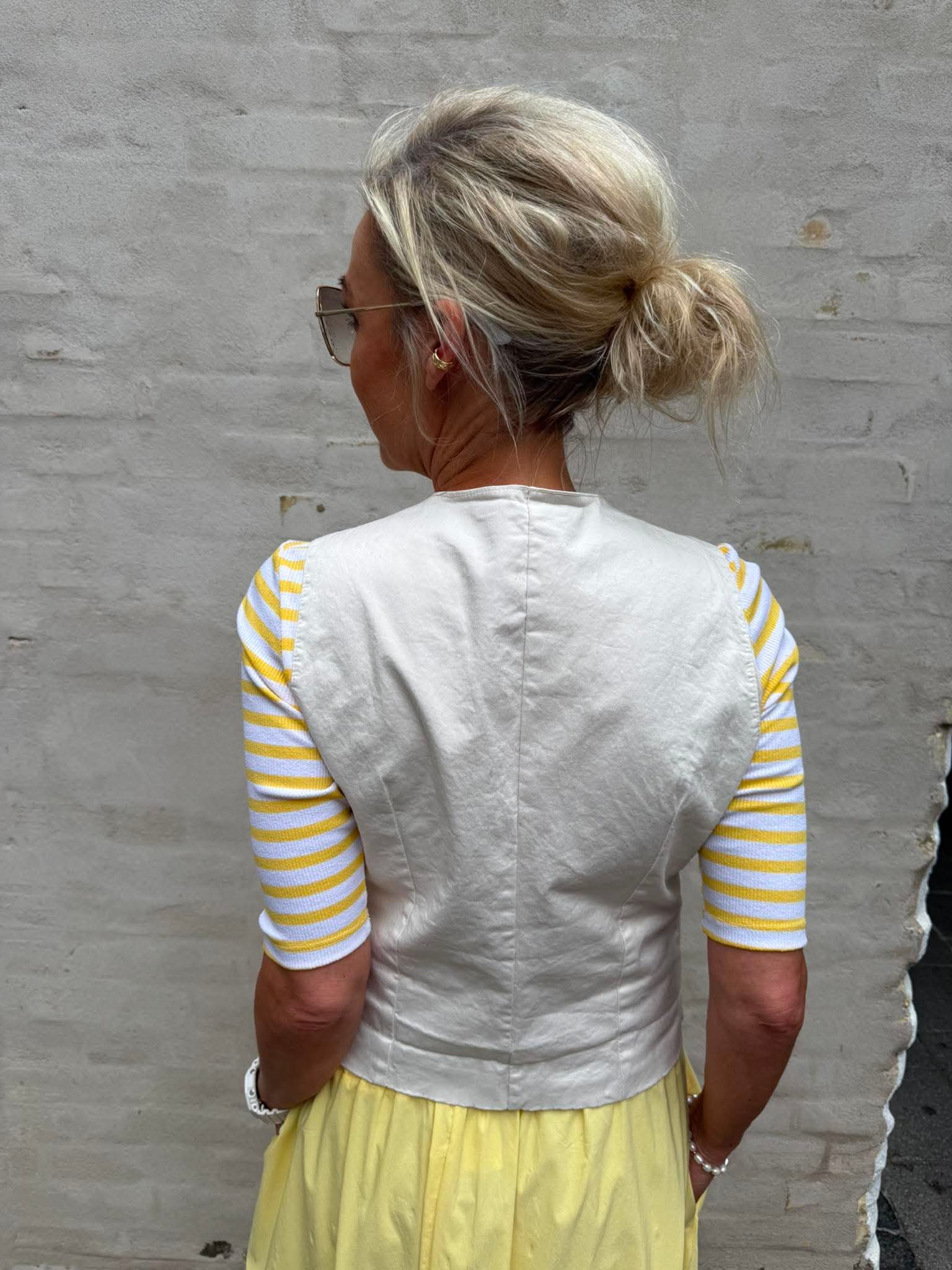 Nicoletta Väst - Off White