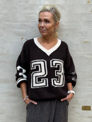 23 Pullover - Brown/White