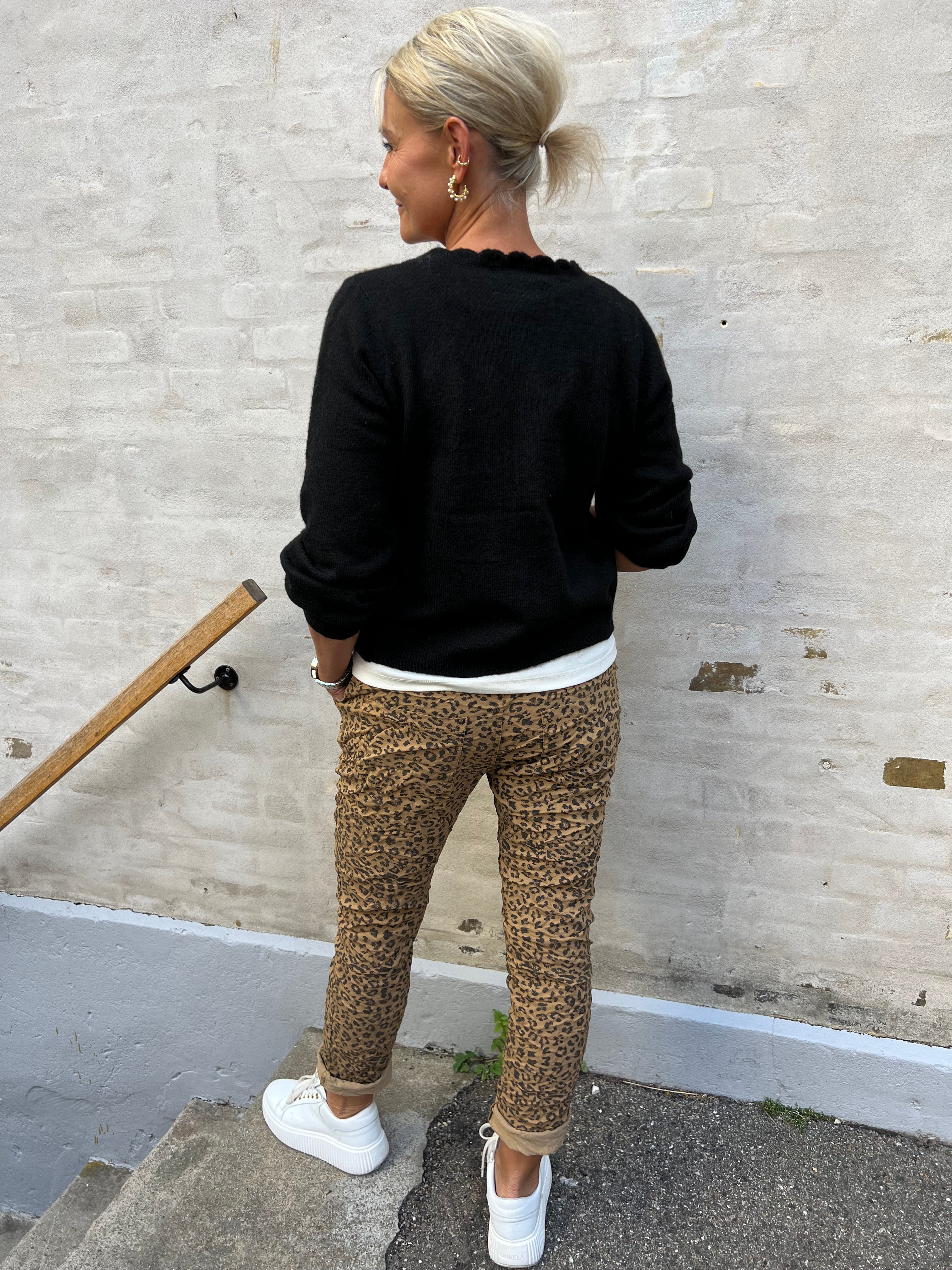 Reina pant camel leo