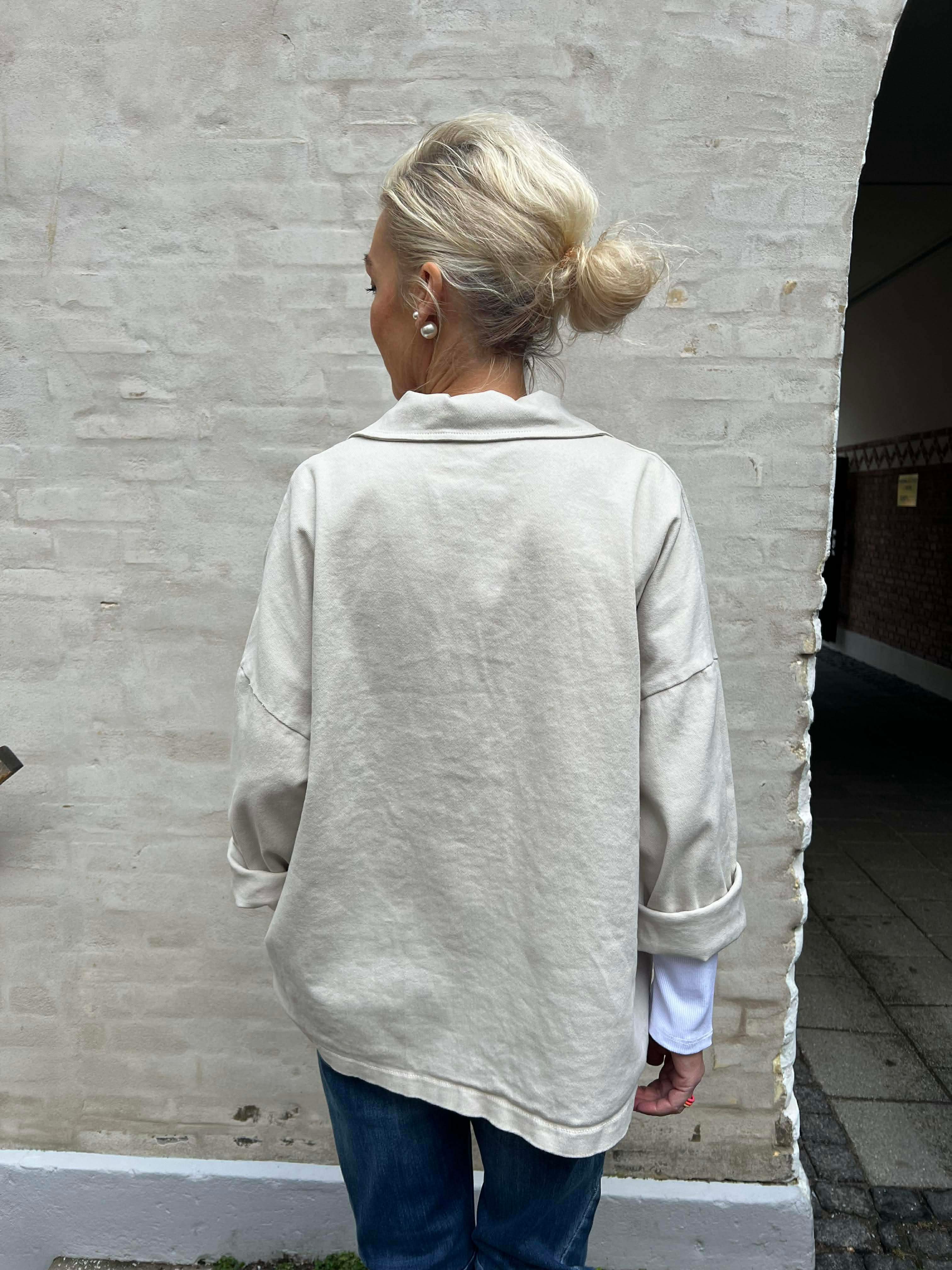 Famous Jacket - Beige