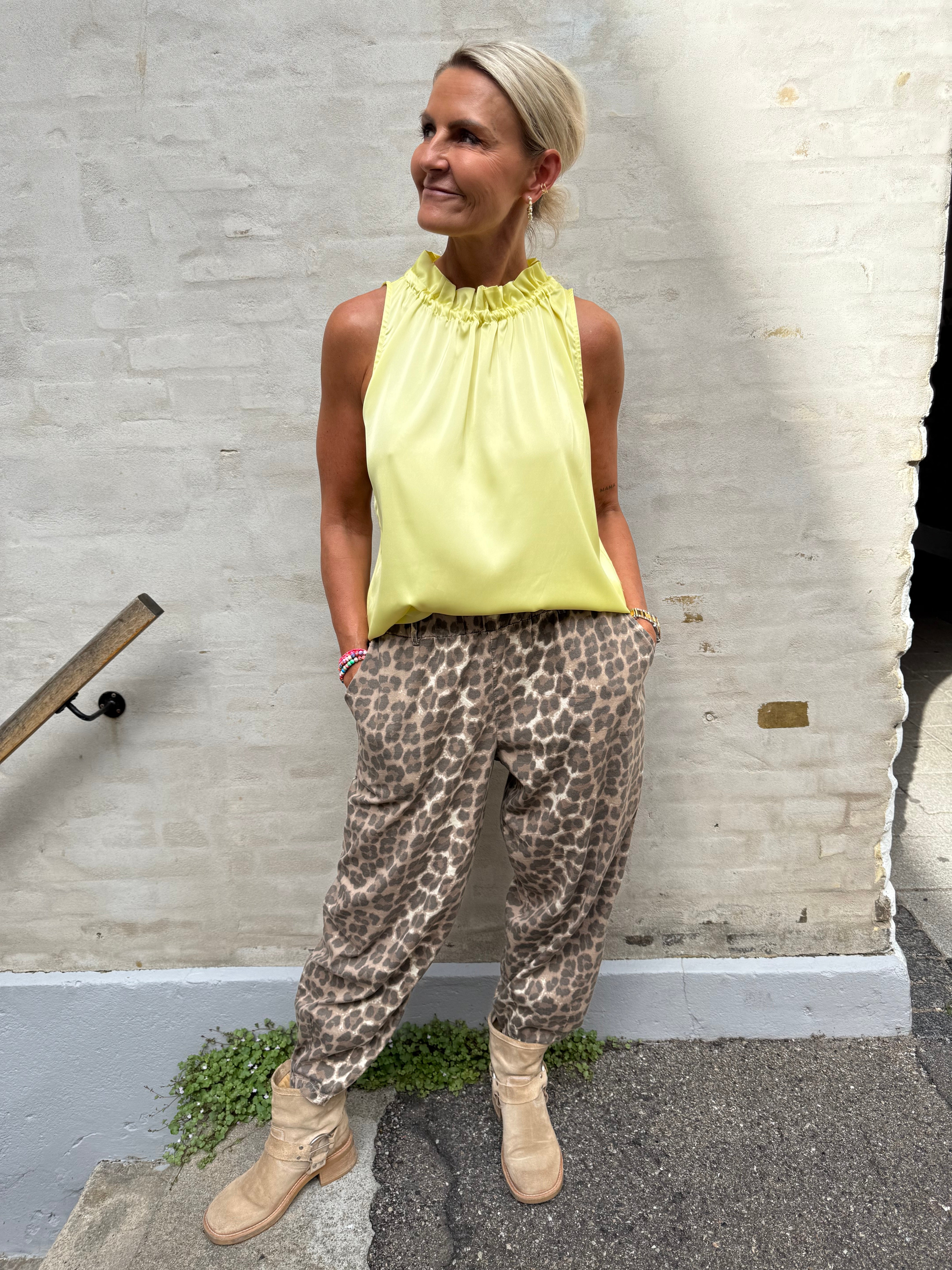Liva solid Top - Yellow