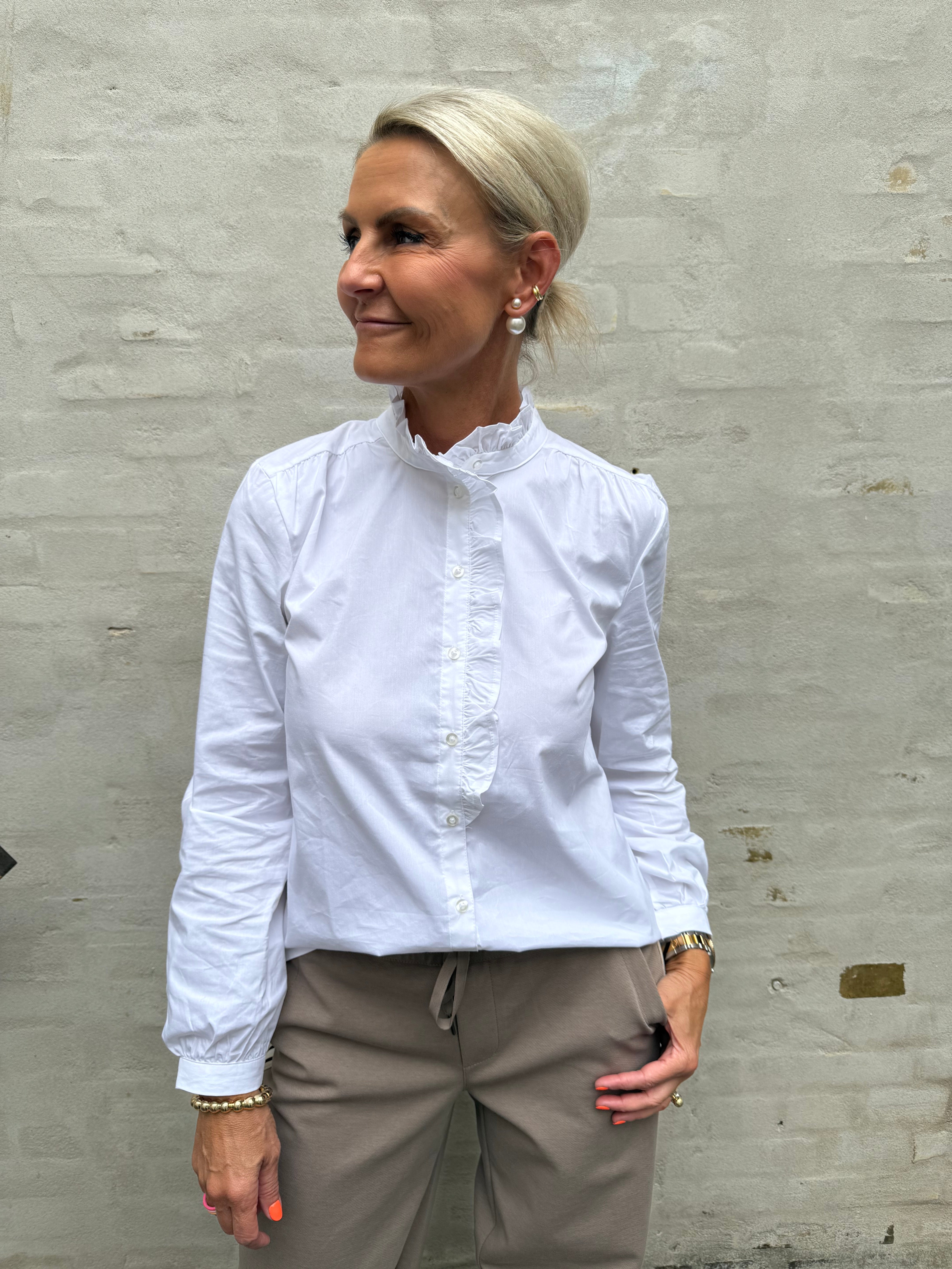 MIO FRILL Skjorte - White