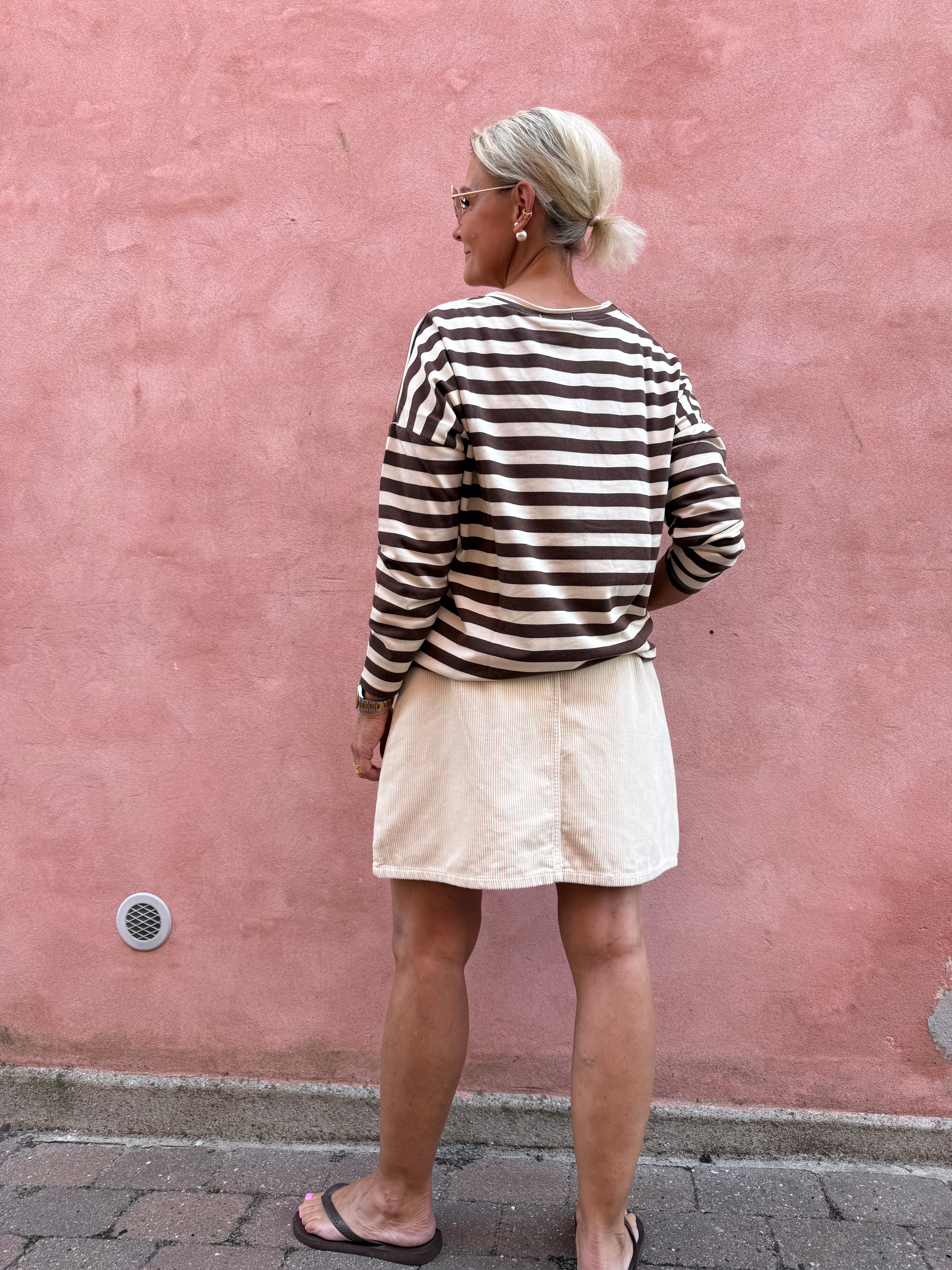 Do Not Pass-blus – Brun/Off White