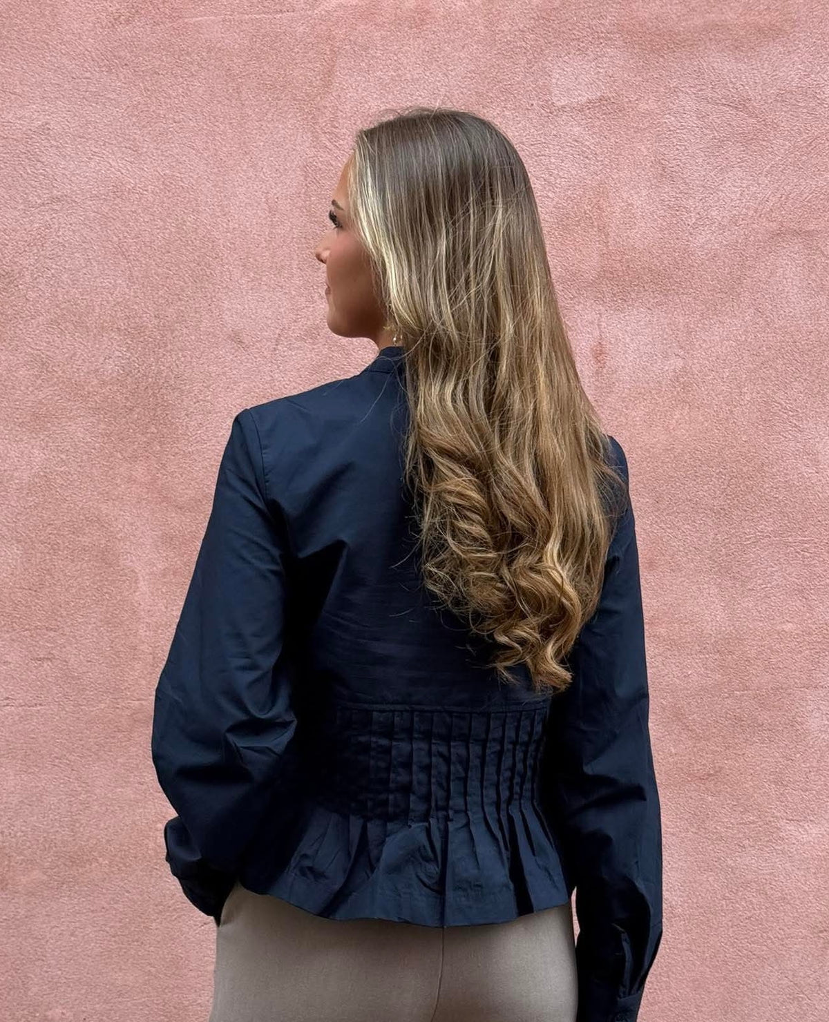 ADONA L/S REG. PLEAT SHIRT - Sky Captain