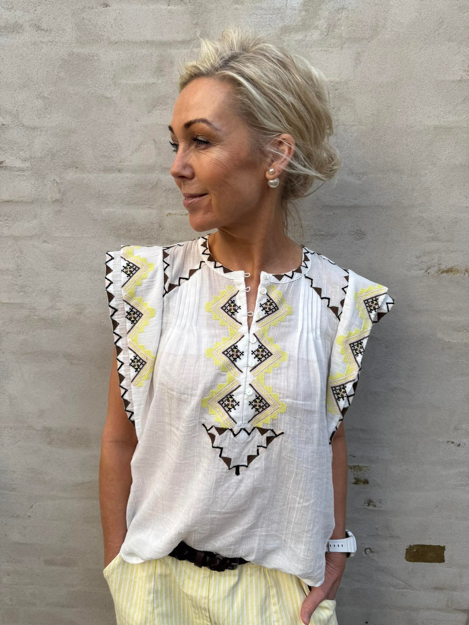 LivGO Blouse - Off White