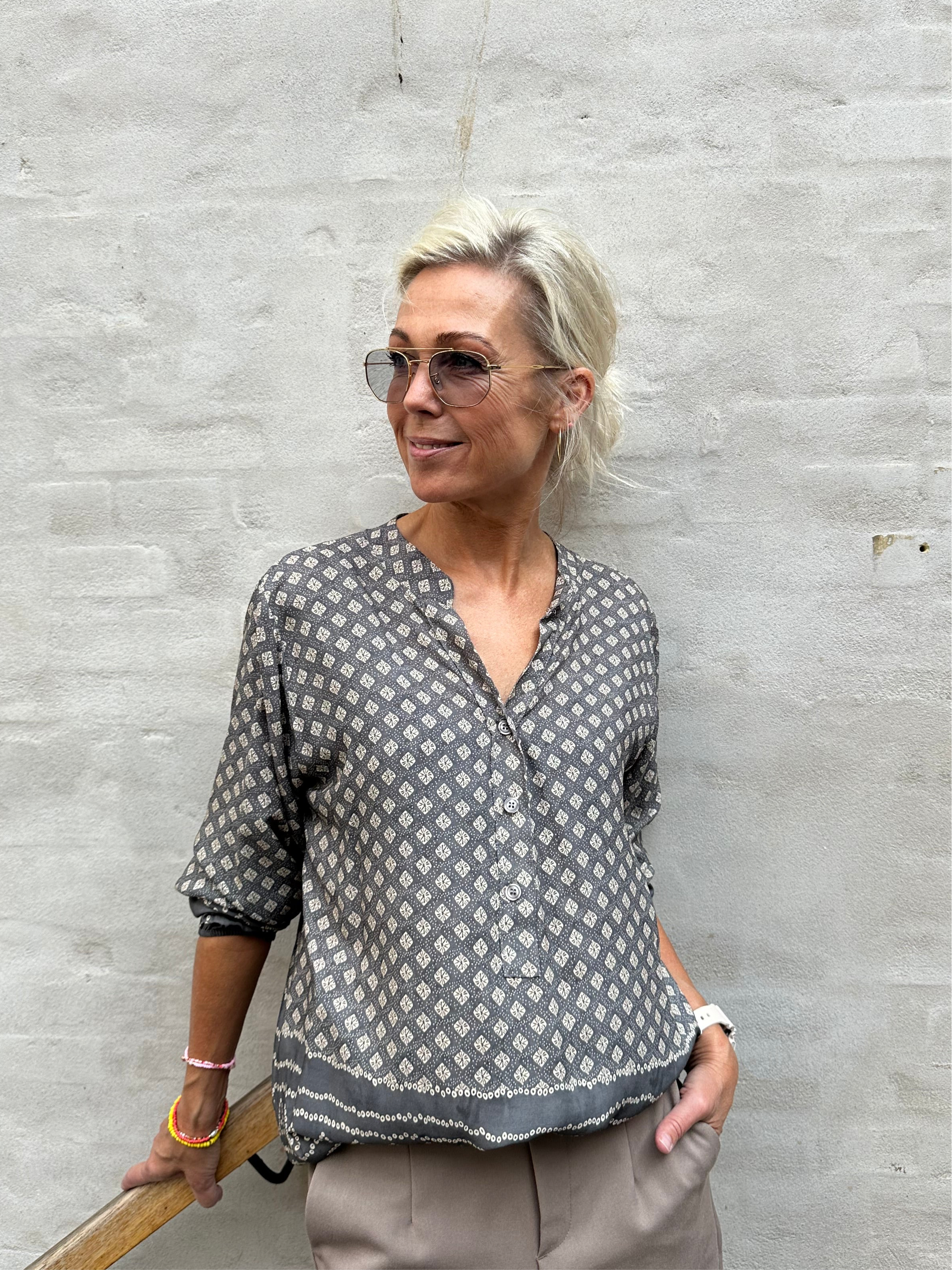 Christelle shirt grigio