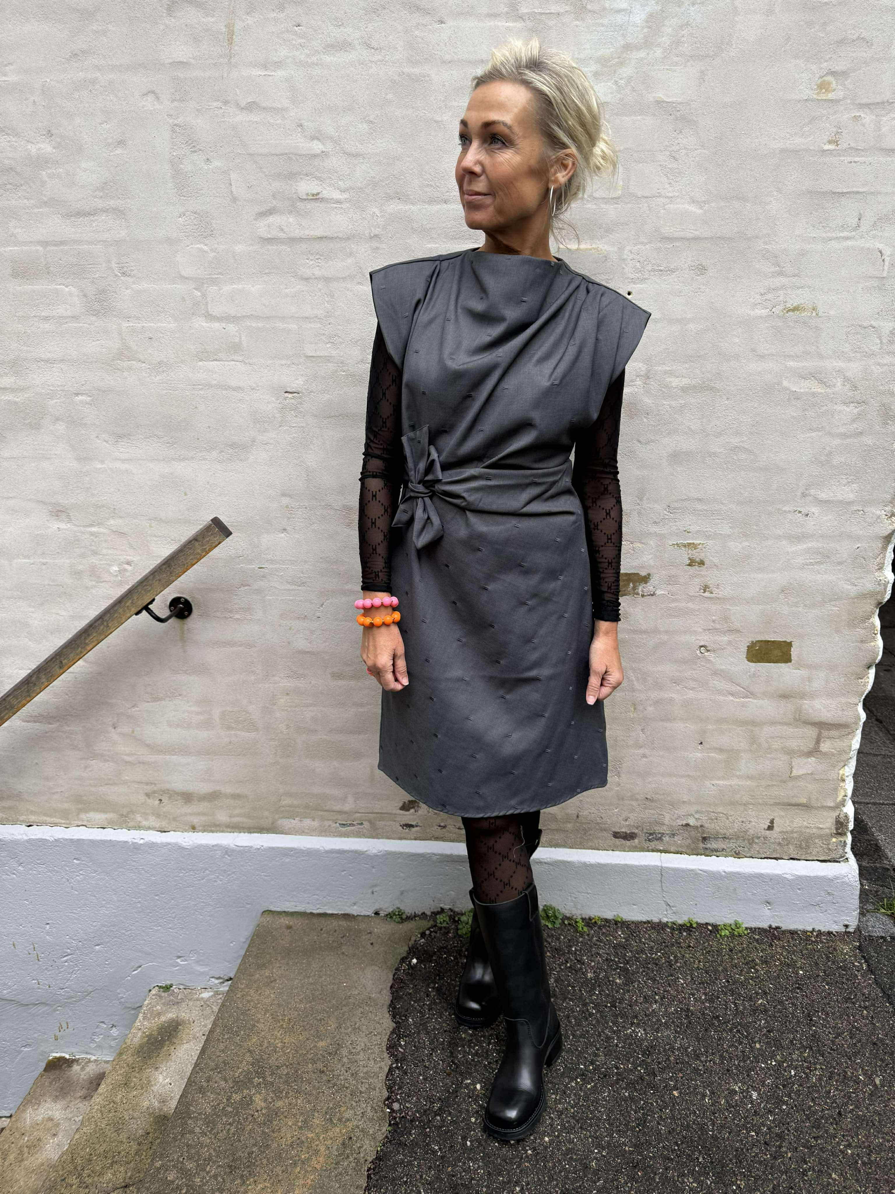 SagaCC Dress - Mid Grey