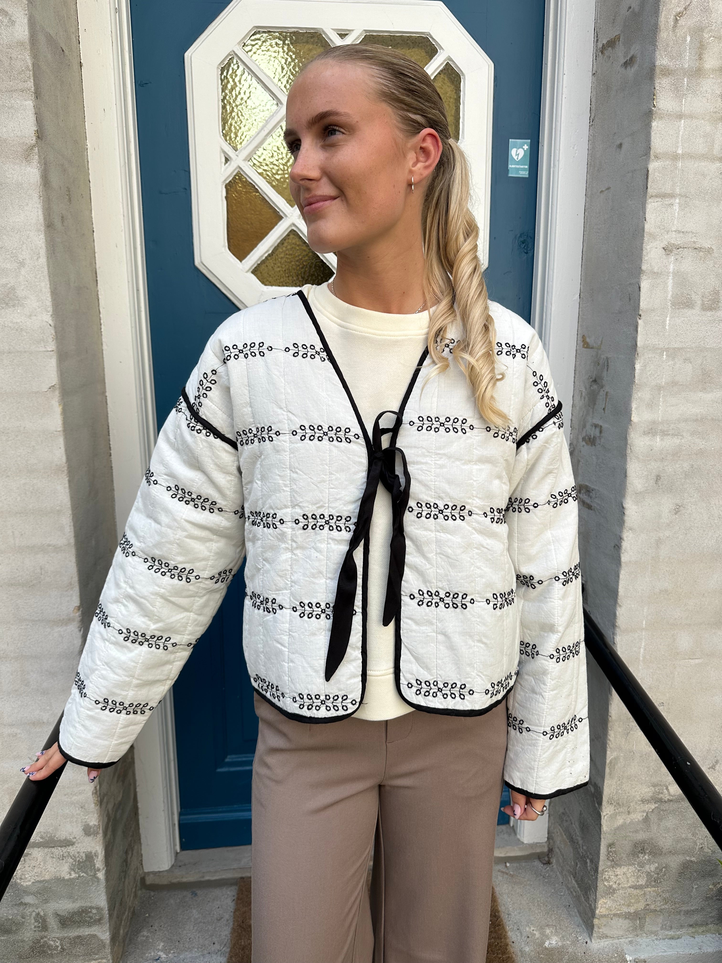 Alicia jacket spring gardenia