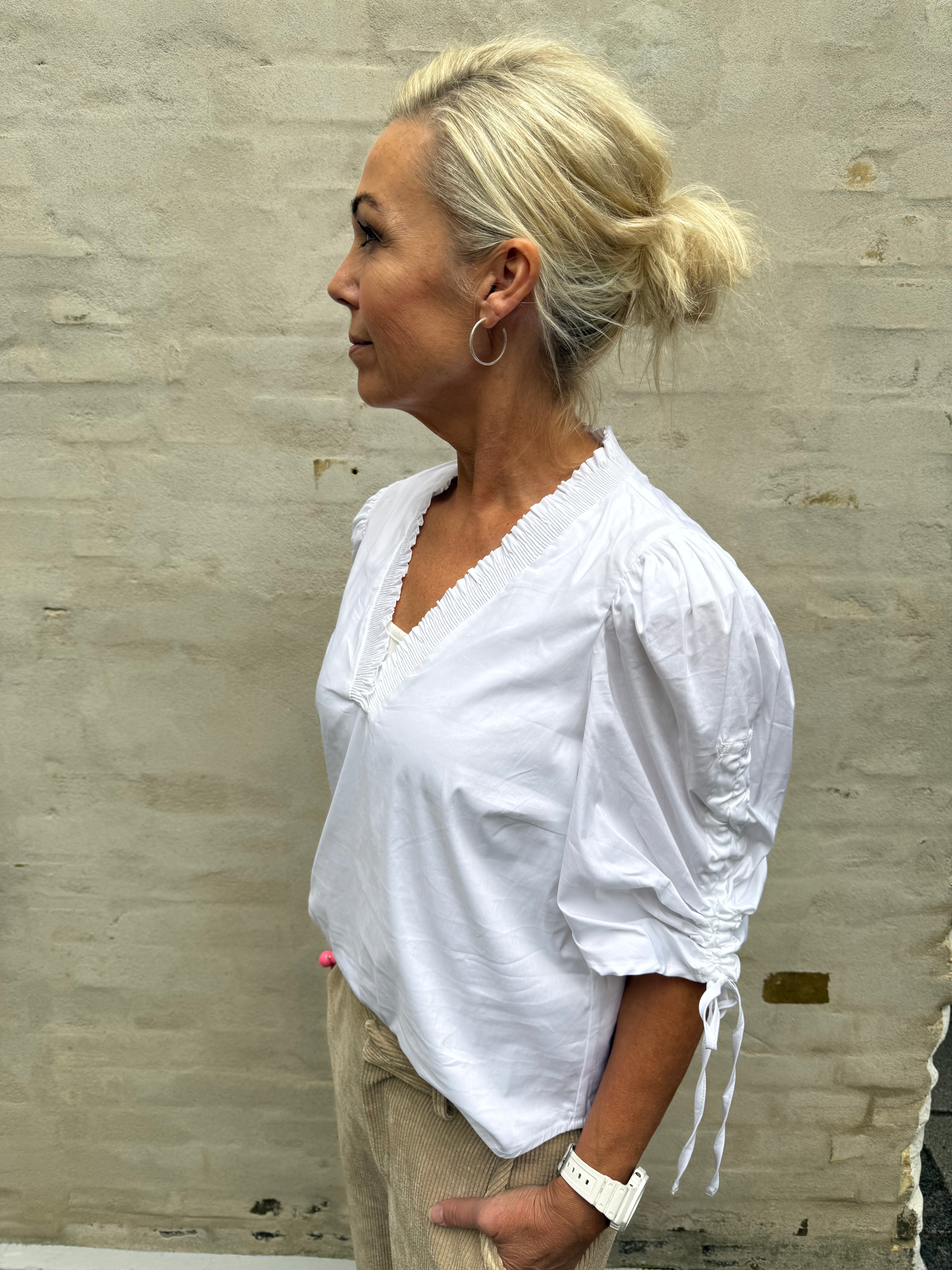 SannaCC puff v-blouse white