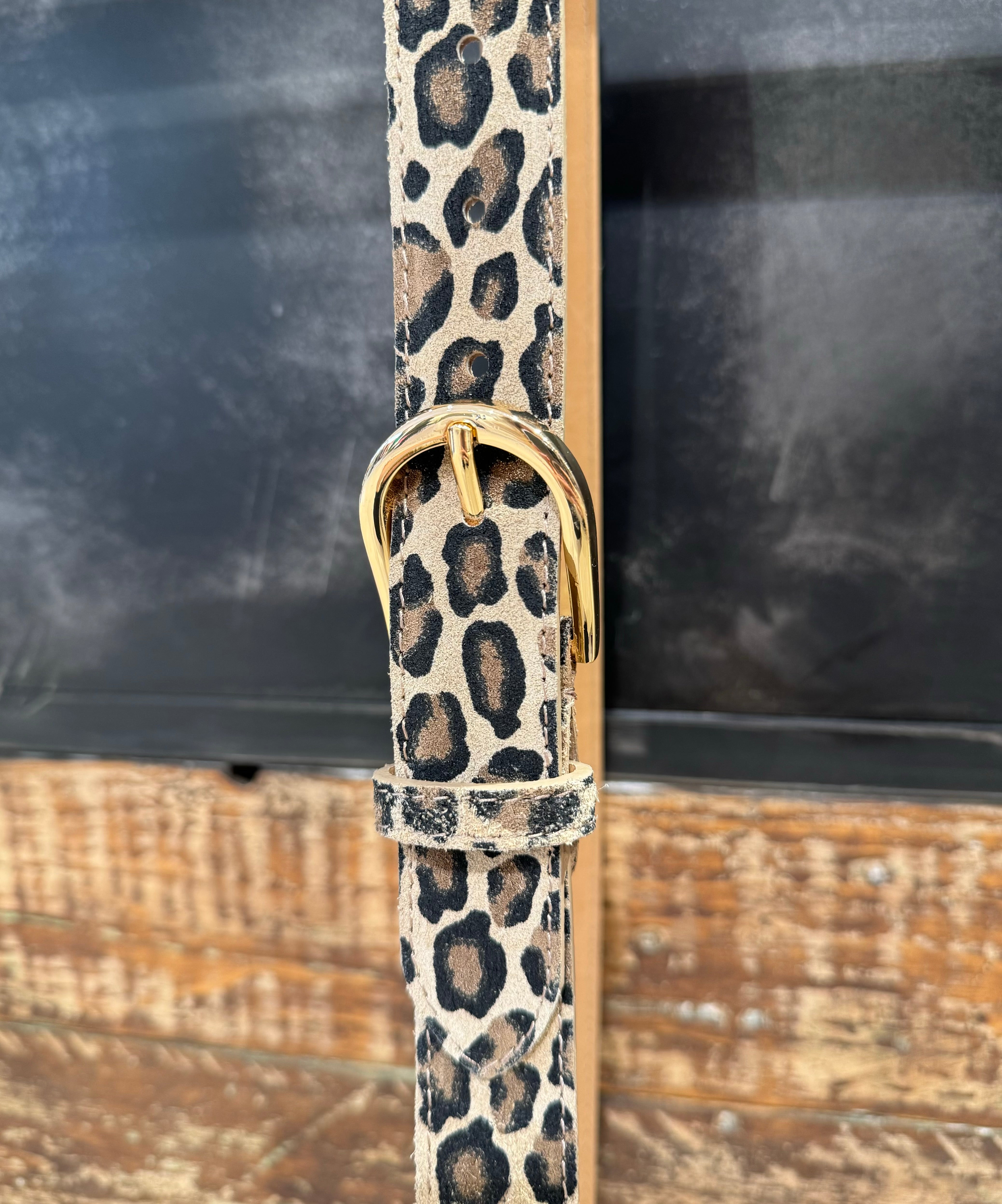 Light leopard belt small