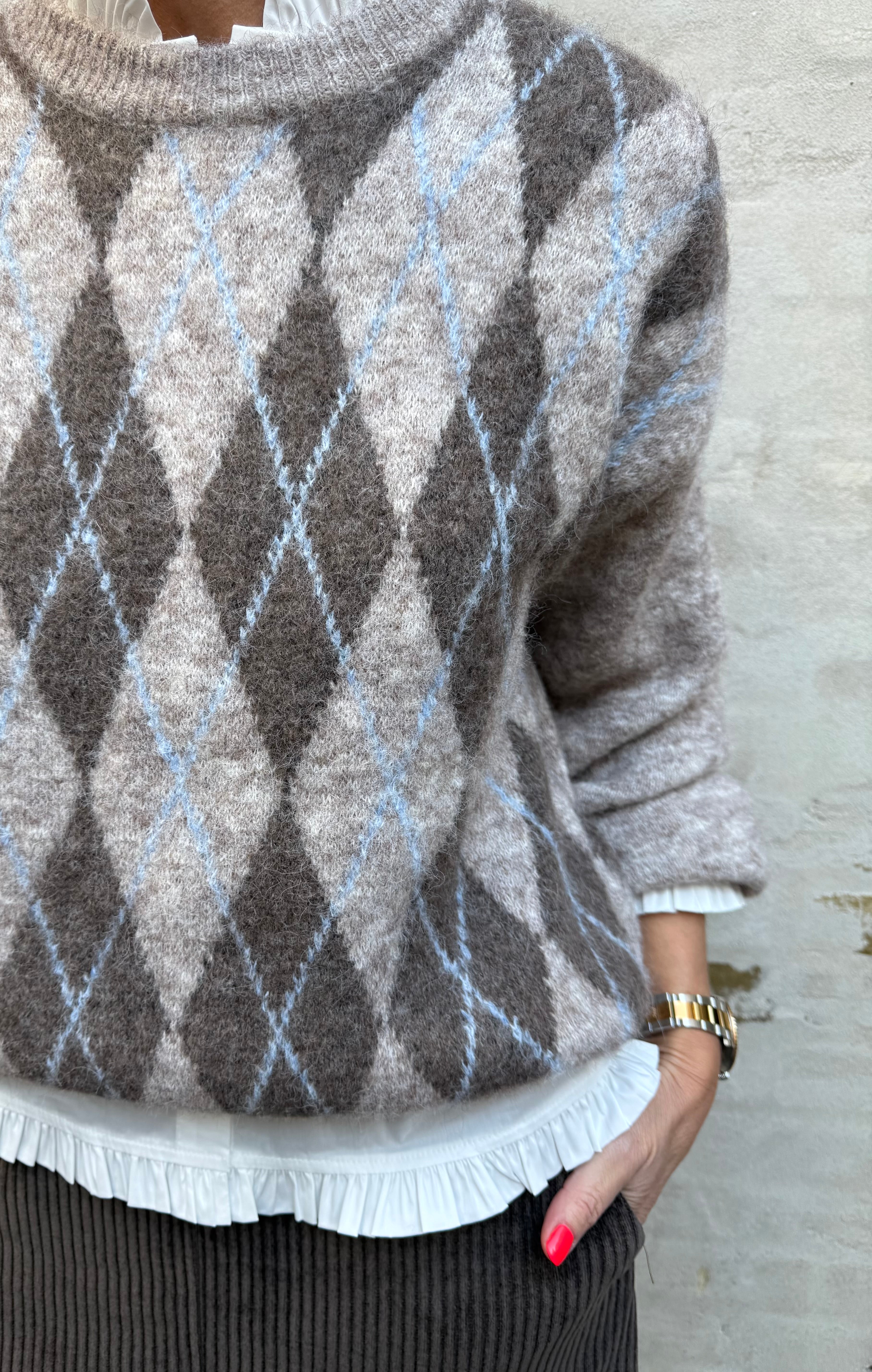 PREORDER-Cora Knit - Beige/blue