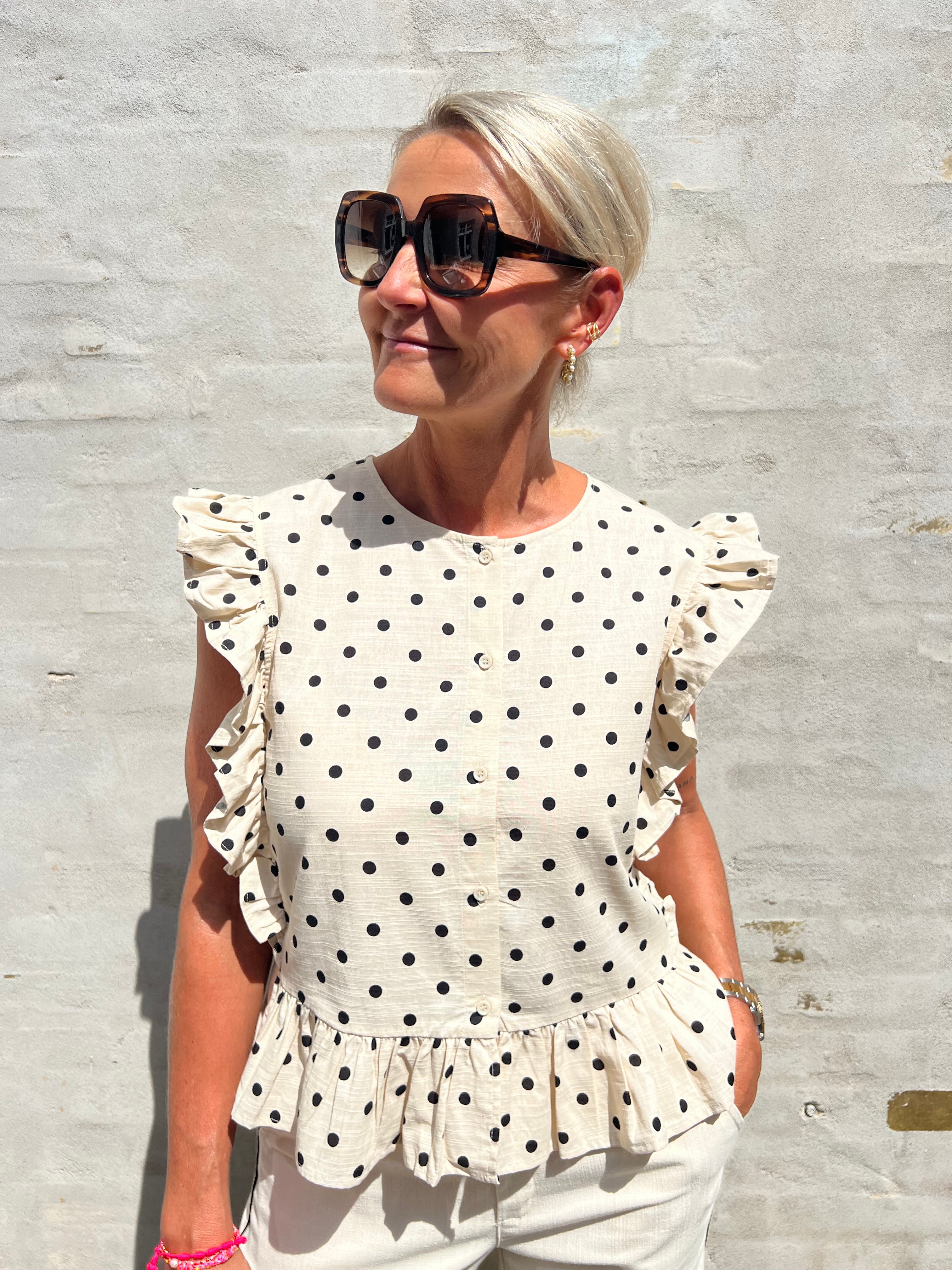 Hama Cilie re top sandshell/black dots