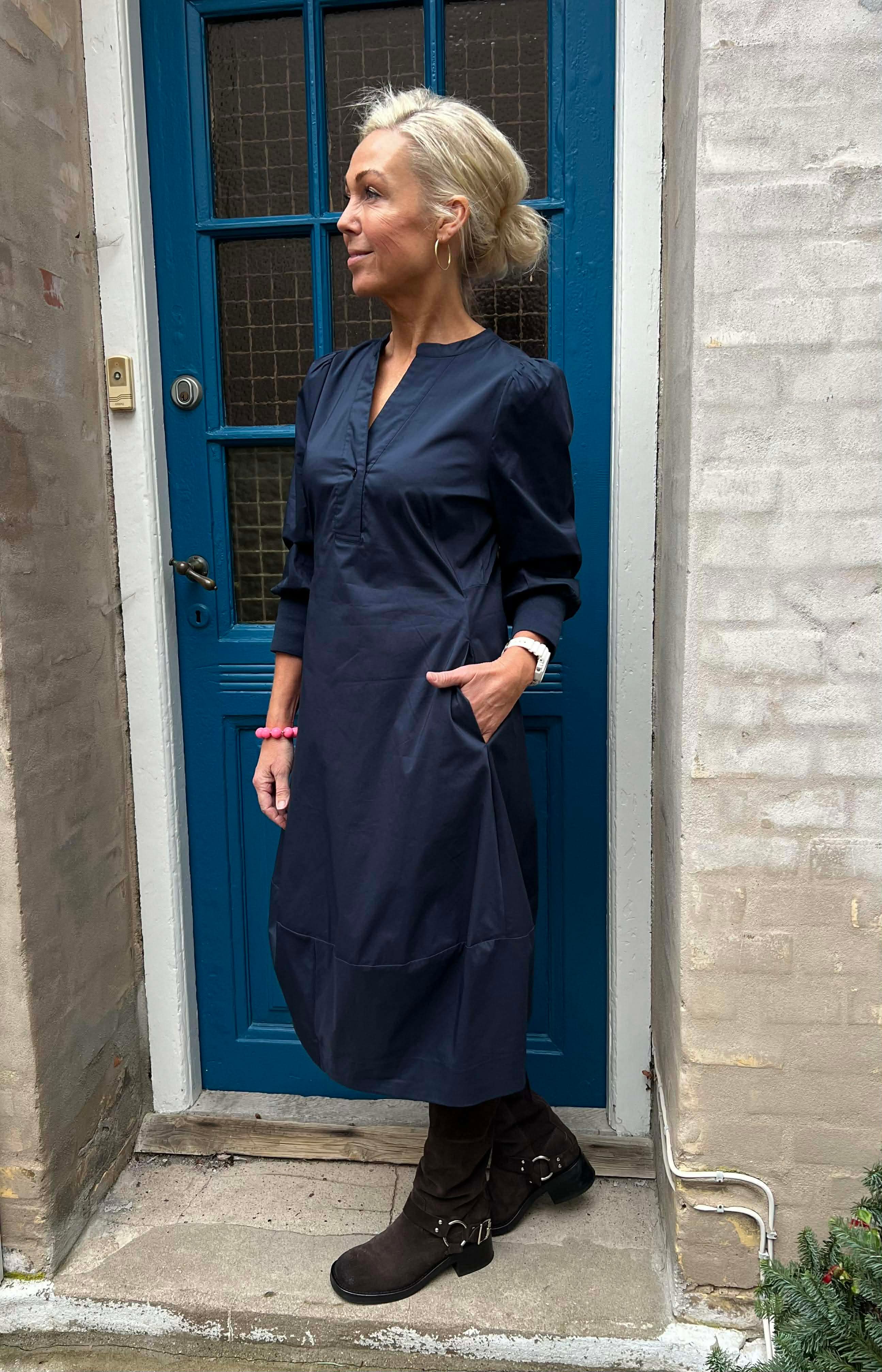 Antoinett 3/4 sleeve dress - Blue Iris