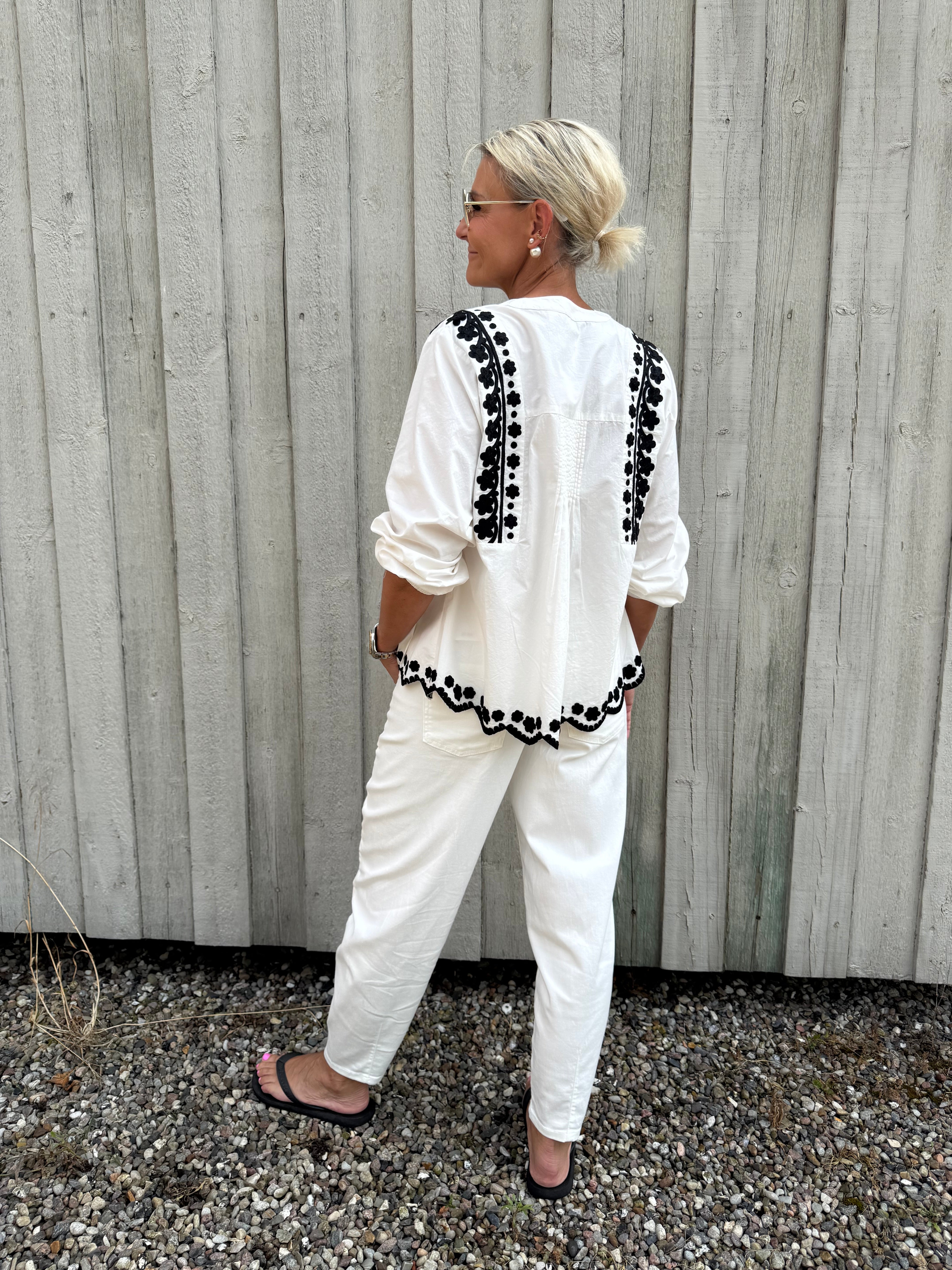 Viba Shirt - Spring Gardenia