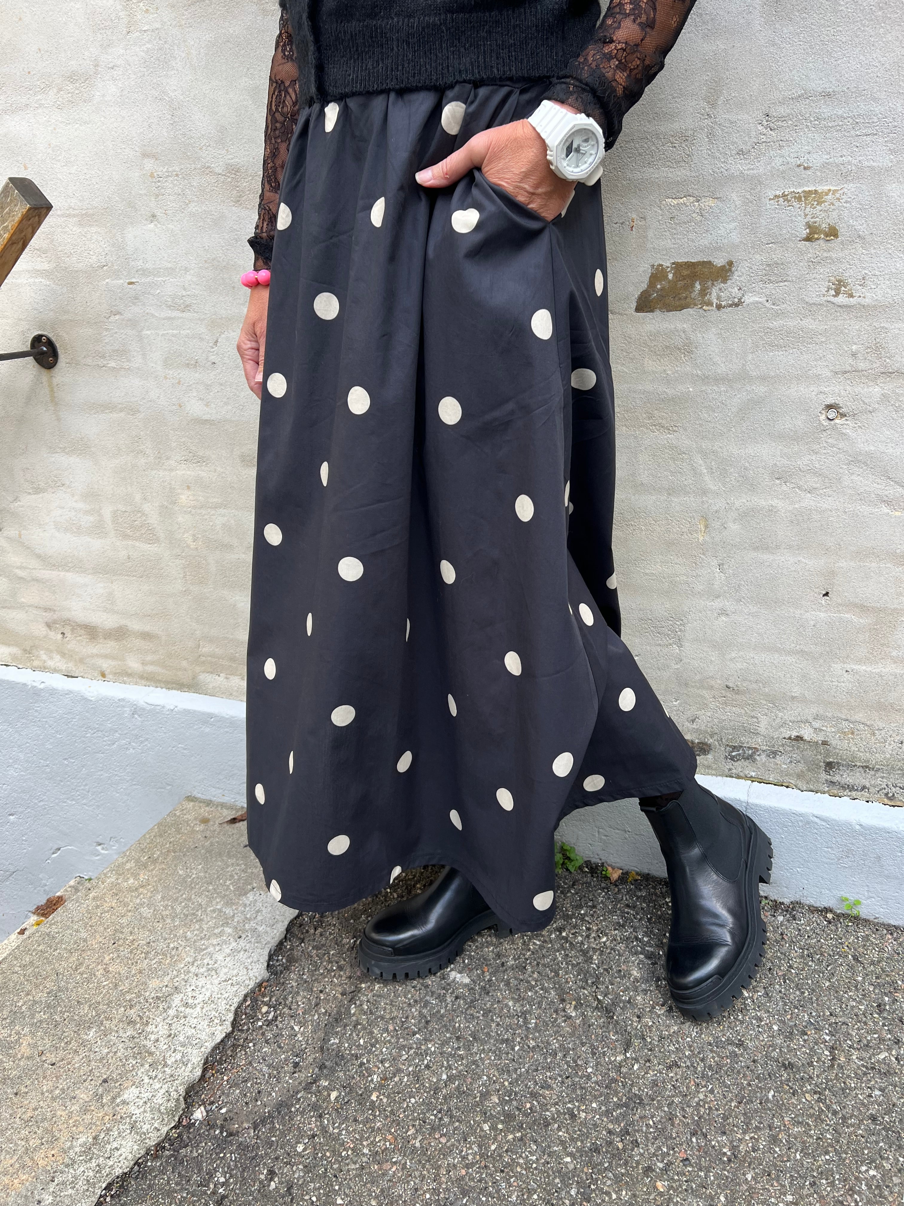 ABBIE Skirt - Black Dot
