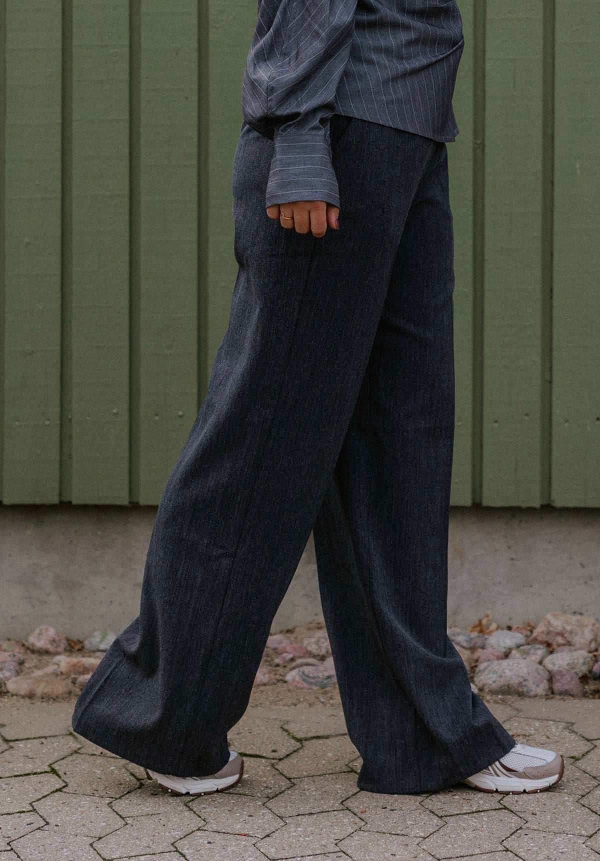 Eveline Pinstripe Pants - Navy