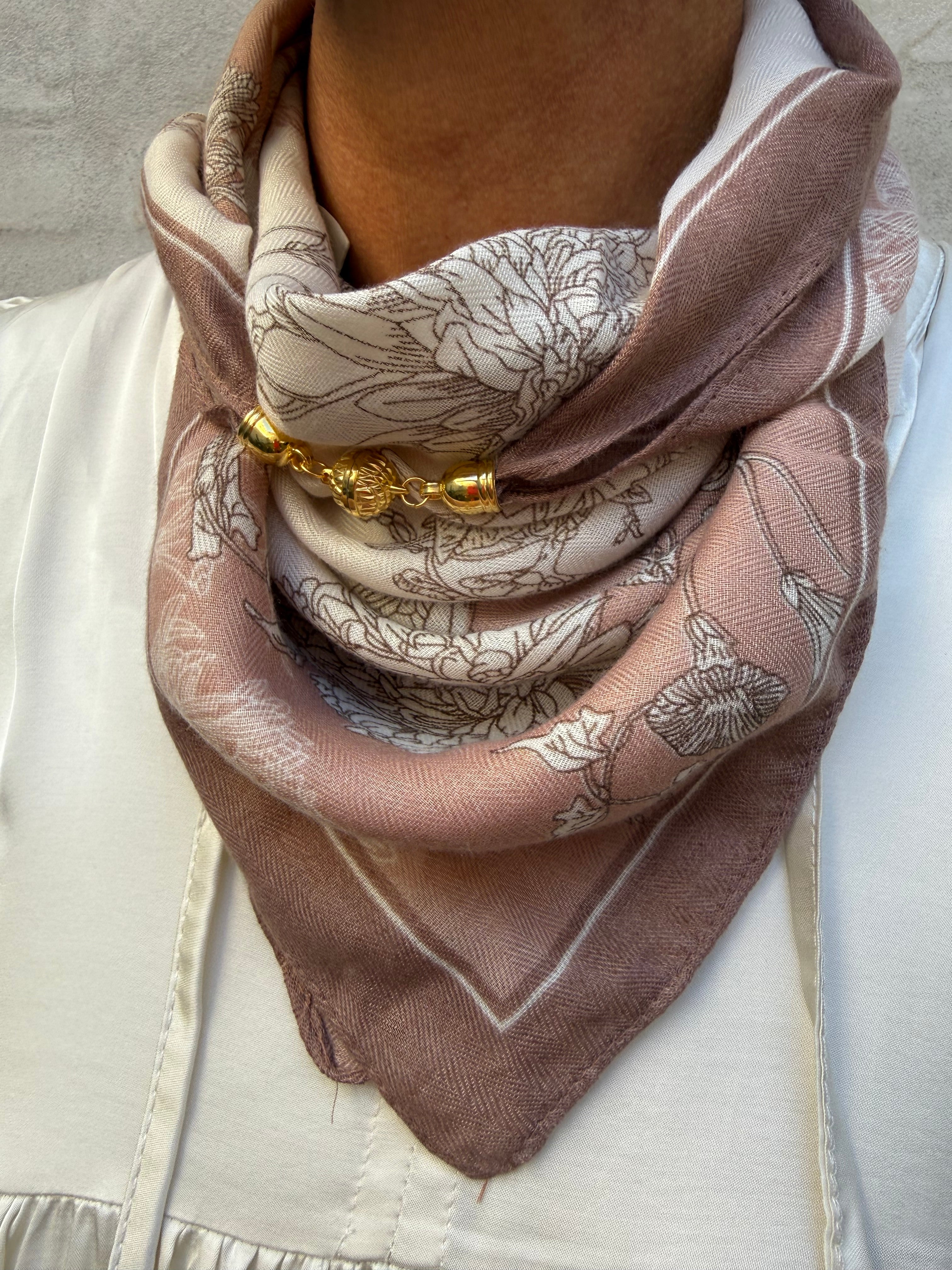 Franny Jewelry Scarf - Powder Flower