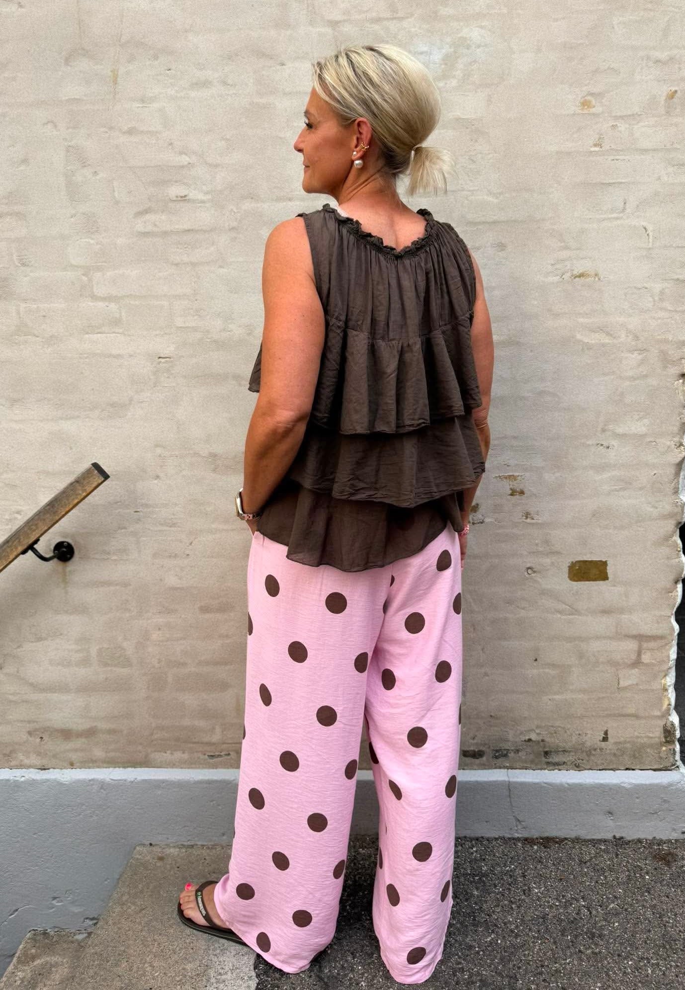 Ruffle Top - Dakr Brown