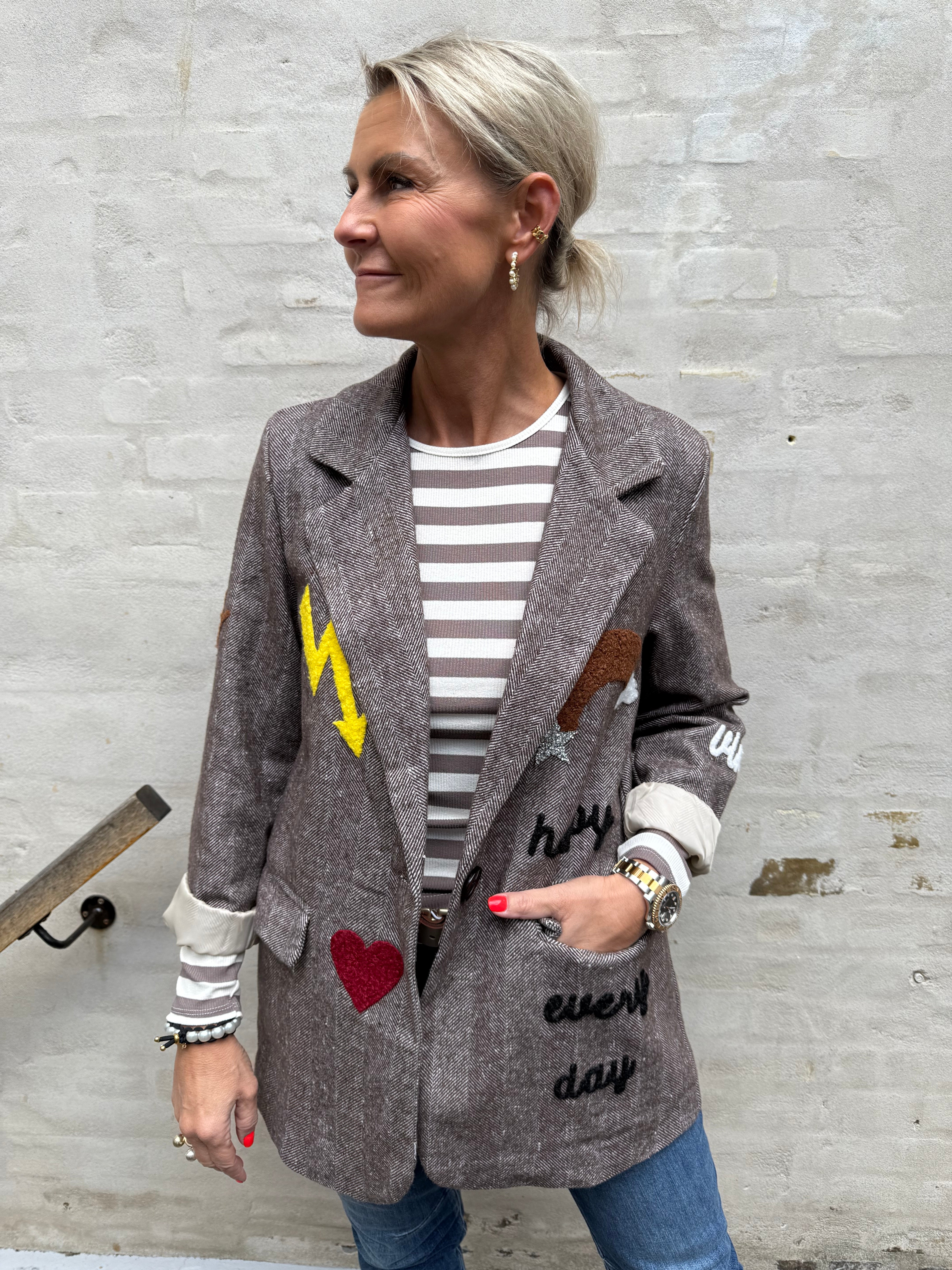 Happy Every Day Blazer - Dark Brown