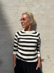 DOFFY O-NECK BLOUSE - Birch/W. Black