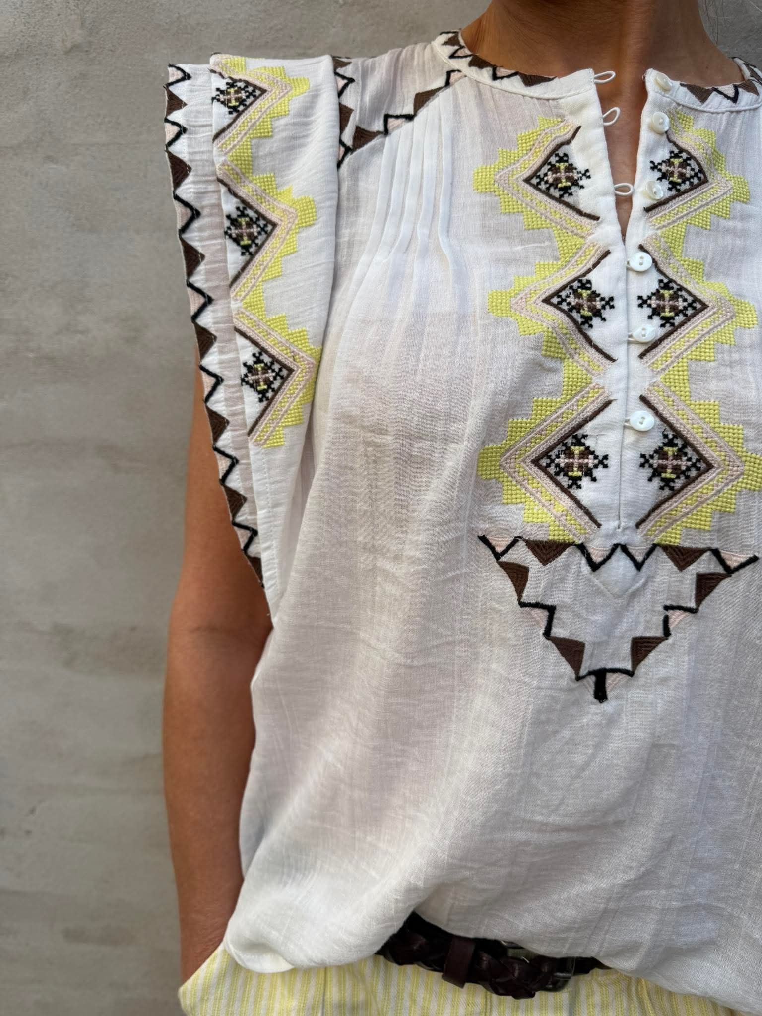 LivGO Blouse - Off White