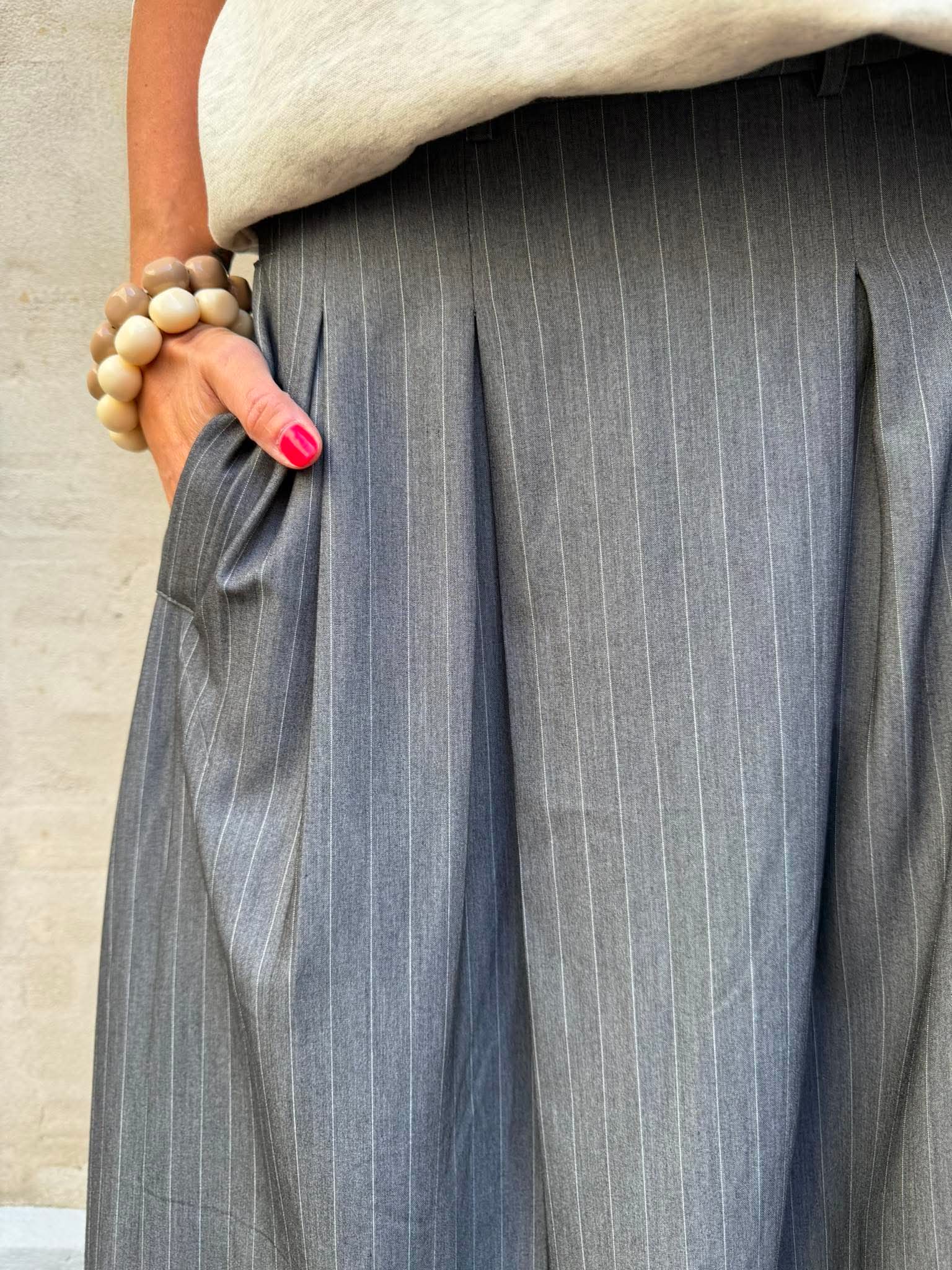 LyviaCC Pleat Pin Skirt - Mid Grey